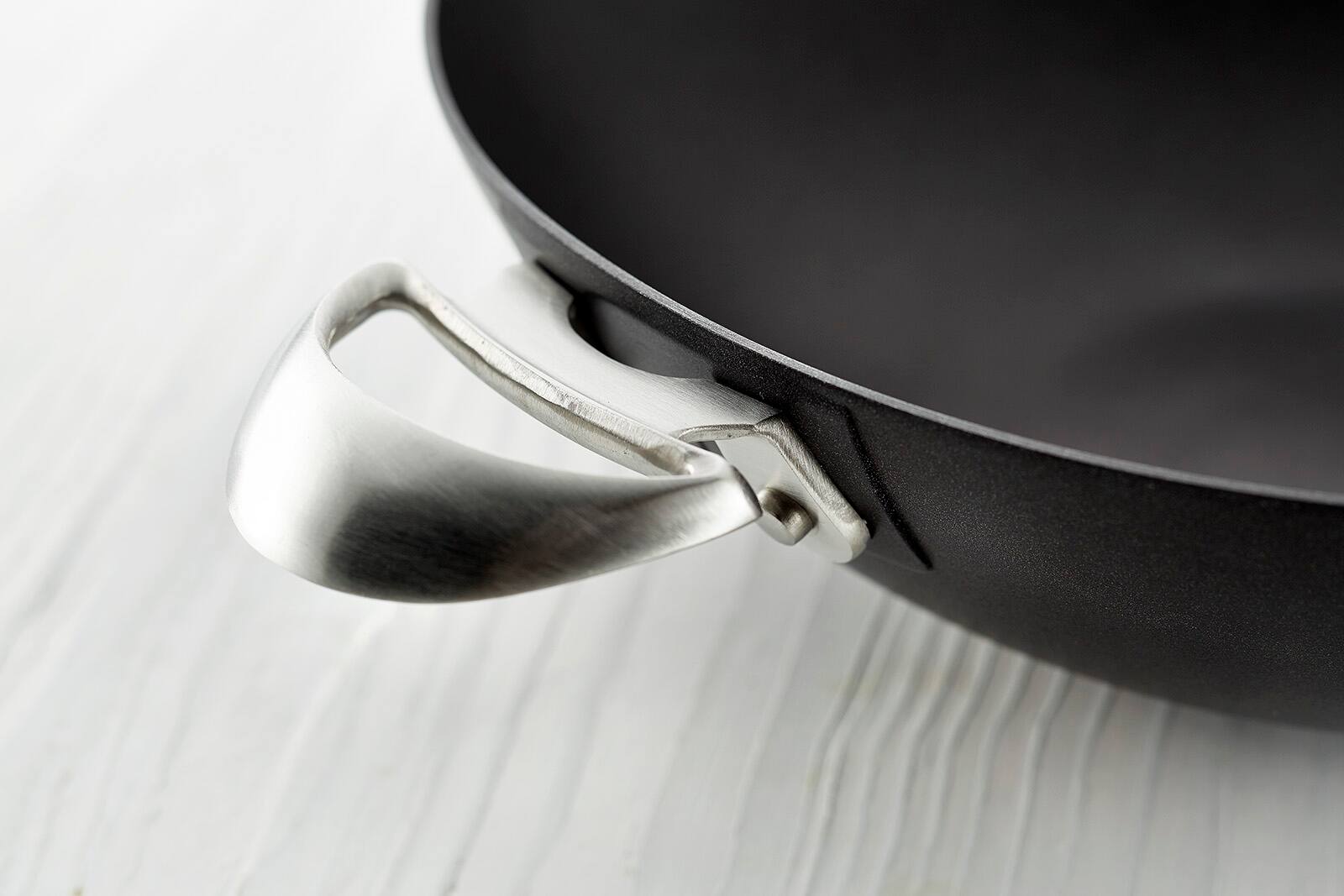 Alt View 2. Scanpan - Pro IQ Stratanium 12.5-Inch Nonstick Wok - Black.