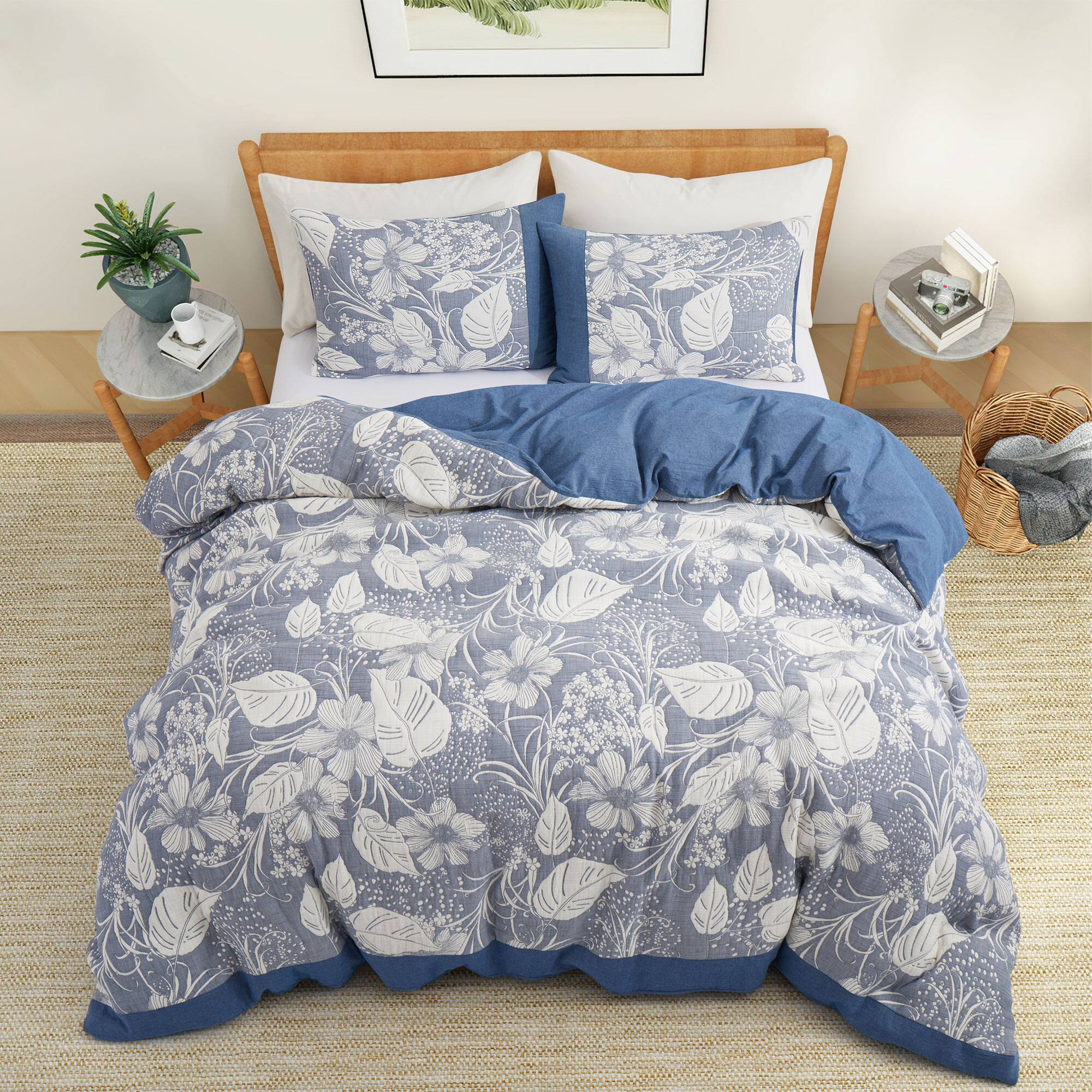 Left. Peace Nest - Peace Nest 100% Cotton Double-Layer Gauze Floral Jacquard Duvet Cover Set - Navy.