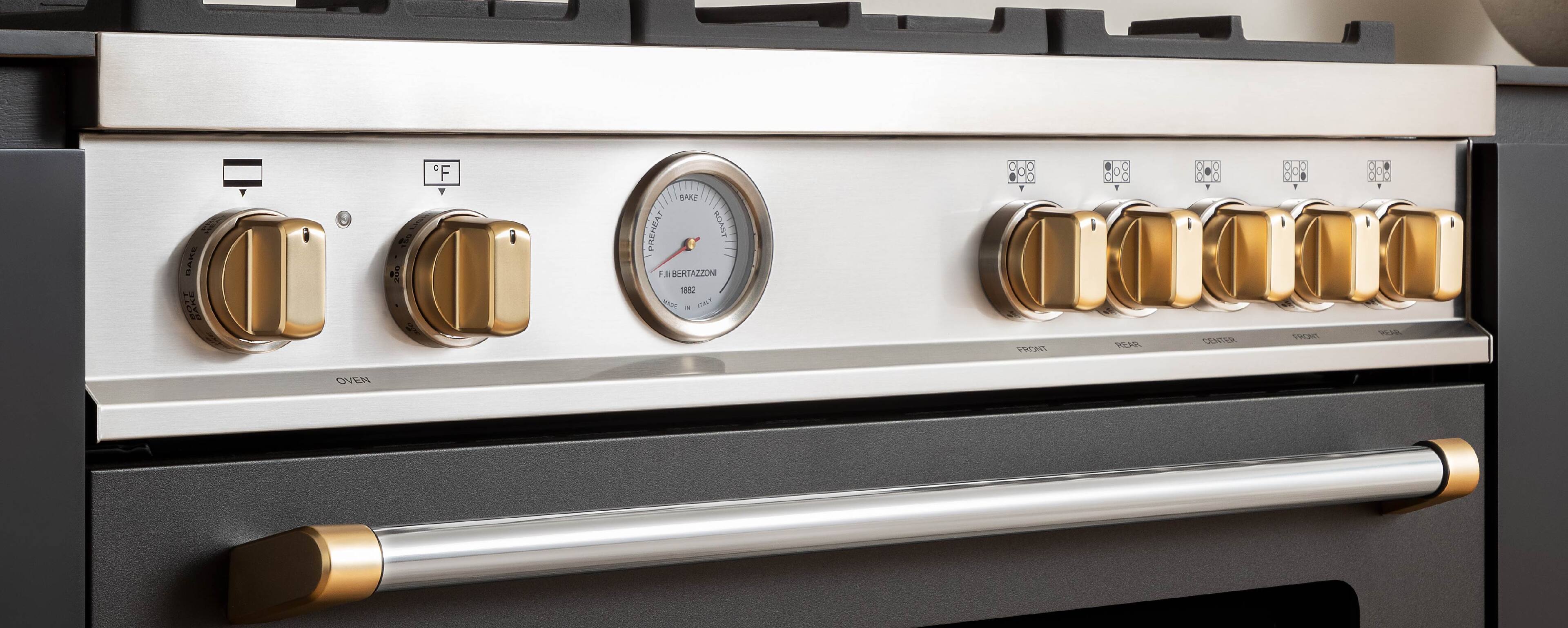 Dare E a F Y BAKZ PAHEAT RGAST F BERTAZZONI 1552 2KN - me. 1 [ PAR CaTER FROR! OVEN