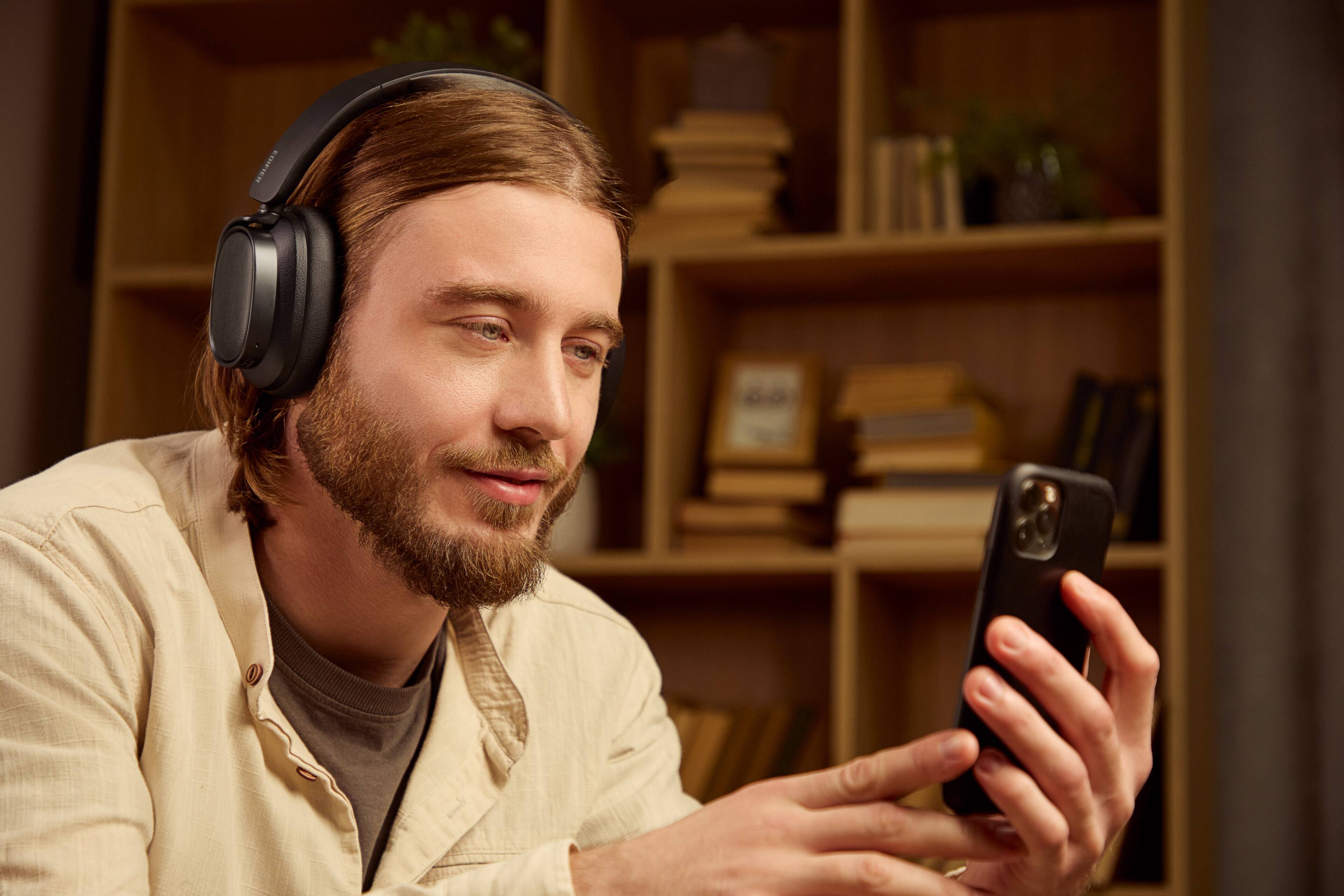 Alt View 5. Edifier - ES850NB Active Noise Cancelling Headphones - Black.