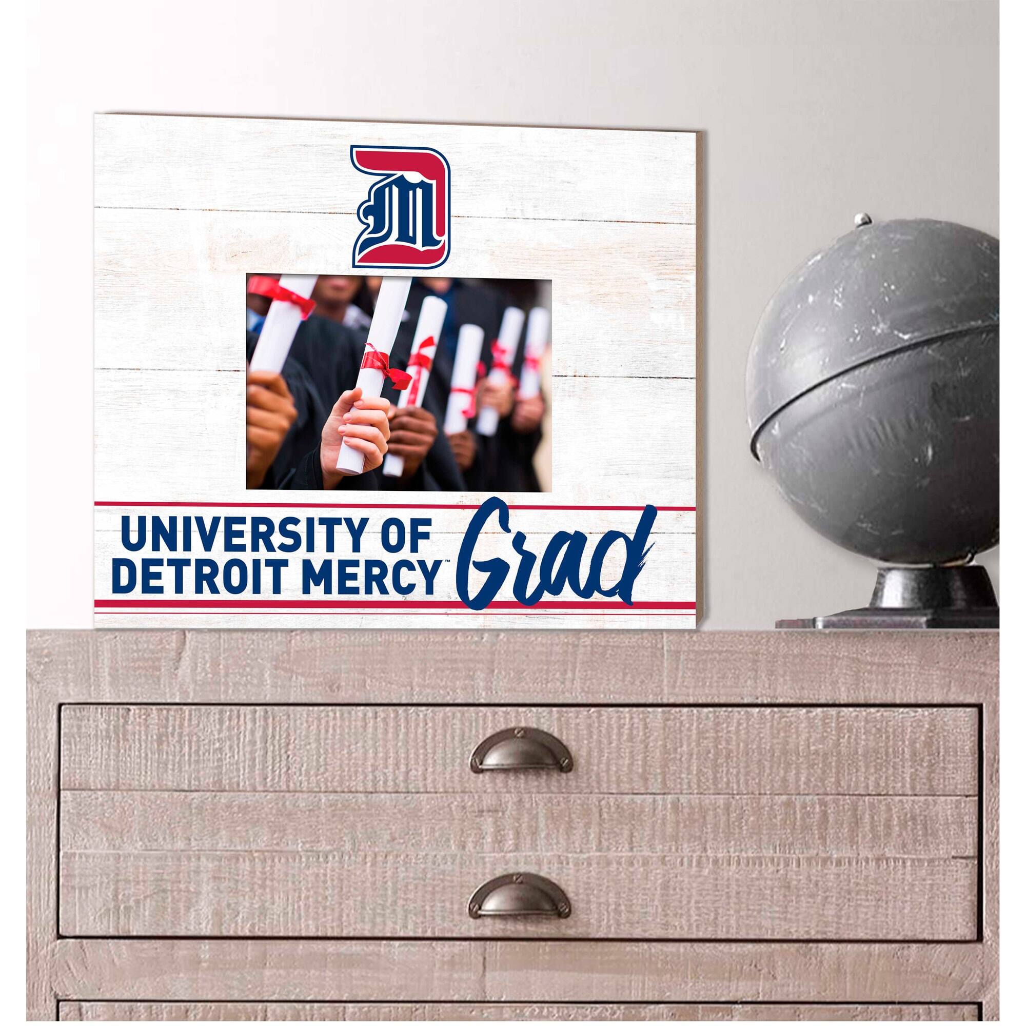 UNIVERSITY OF DETROIT MERCY  
Grad