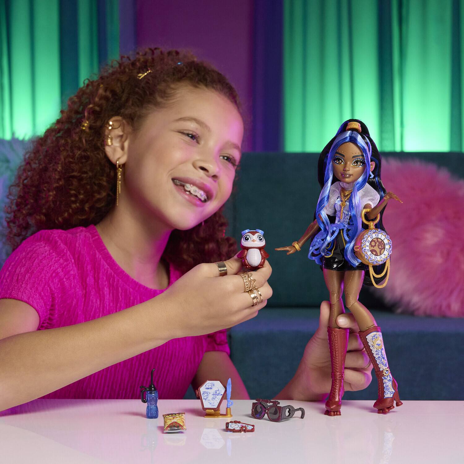 Alt View 2. Mattel - Mattel Collectible - Monster High Core Robecca   - COLLECTIBLES - Multicolor.