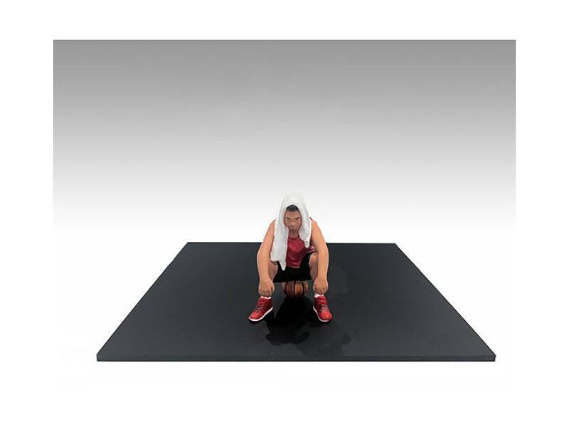 Left. American Diorama - "Figure18 Series 1" Figure 707 for 1/18 Scale Models by American Diorama - Multi.