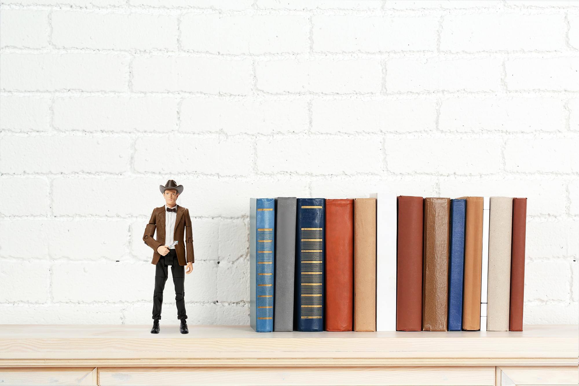 Alt View 4. Underground Toys - Doctor Who 11th Doctor in Cowboy Hat 5.5" Action Figure - Brown.