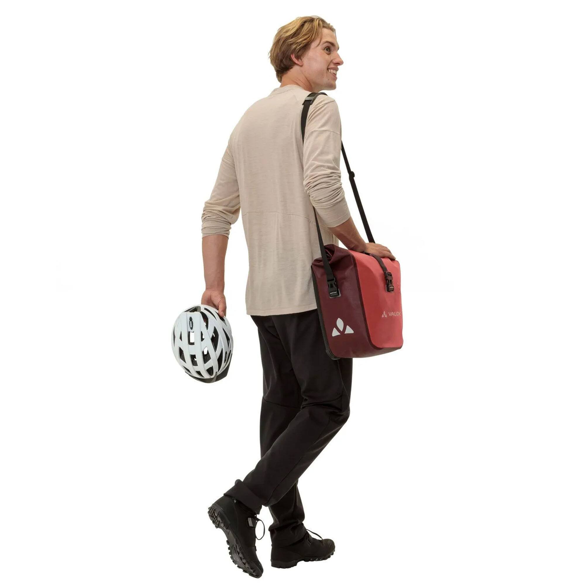 Alt View 6. VAUDE - Vaude Aqua Front Bike Bags - Redeva - Redeva.