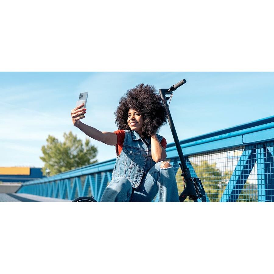 Alt View 1. Belkin - Belkin BoostCharge Magnetic Wireless Power Bank 5K + Stand - For iPhone 13 Pro, iPhone 12 - 5000 mAh - White.