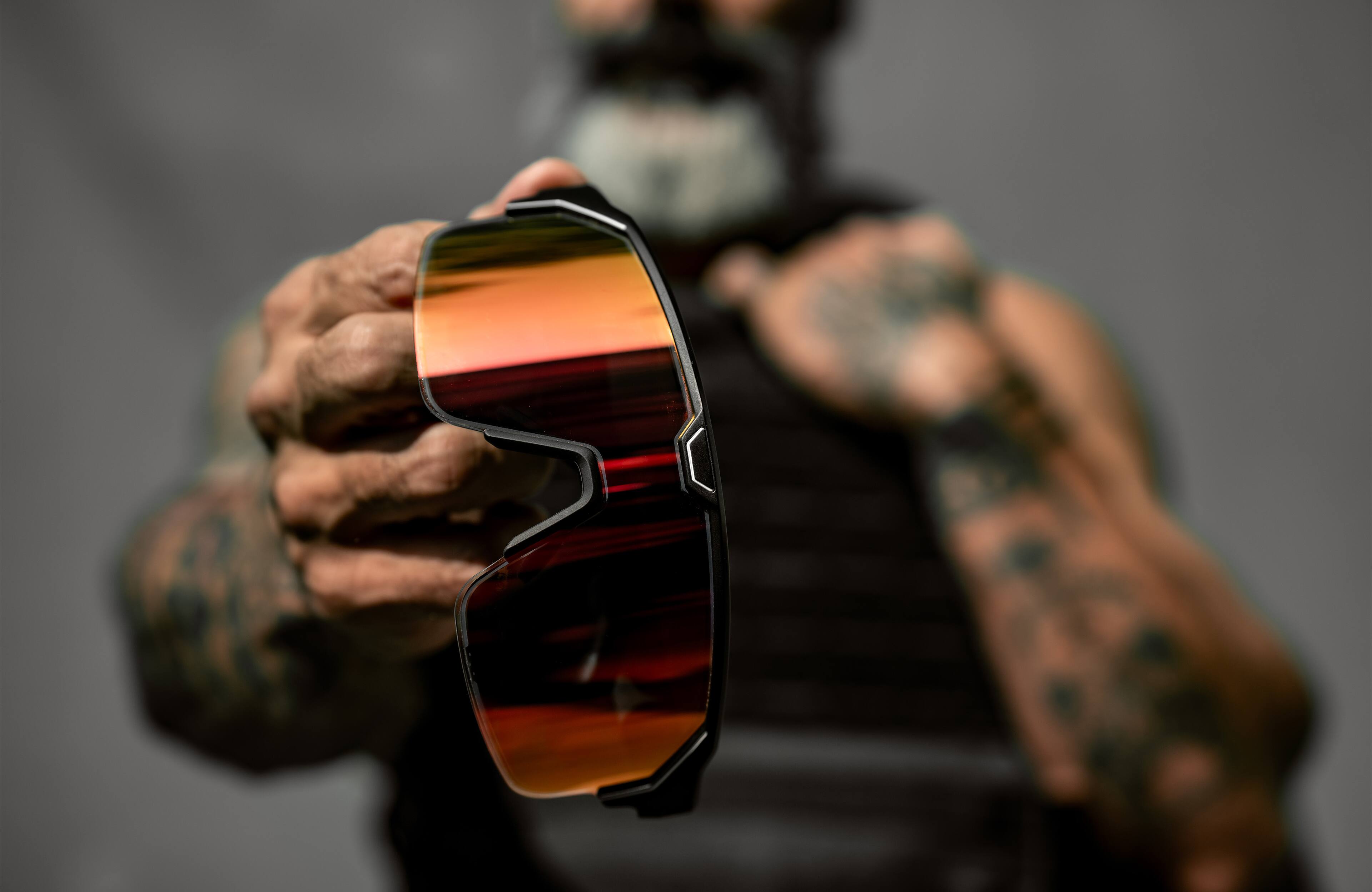 Alt View 4. Chamelo - Sport Music Shield Slider HVL - Black frame | Fire lenses.