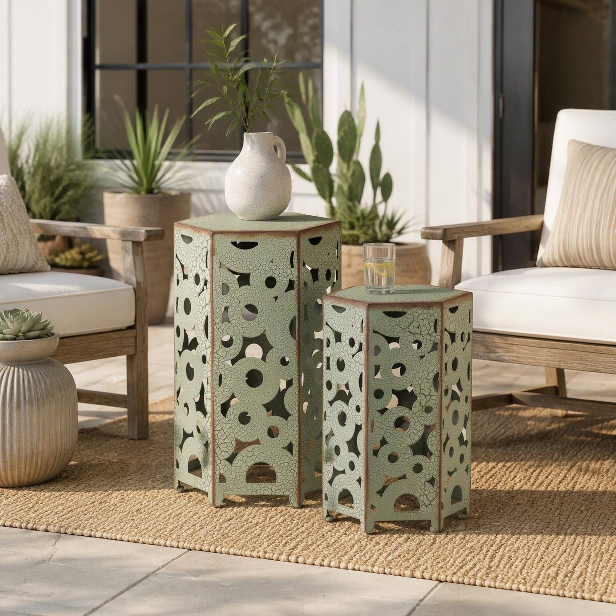 Left. RYHNUYNE - 2-Piece Outdoor Metal Nesting Side Tables, Decorative Cutout Accent Furniture for Patio Garden Porch - Antique Green.