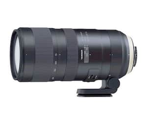 Canon EF 70 200mm f/2.8L IS II USM Telephoto Zoom Lens White Canon EF 70 200mm f/2.8L IS II USM Telephoto Zoom Lens White