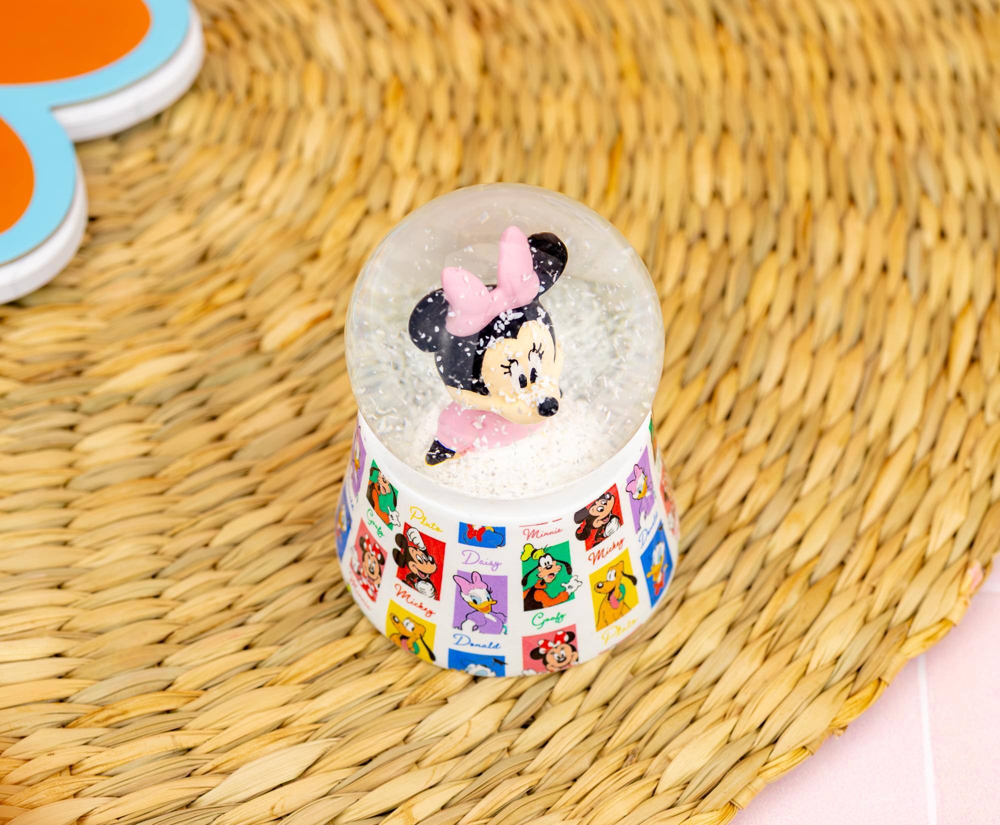 Cute Plush Minnie Mouse Snow Globe