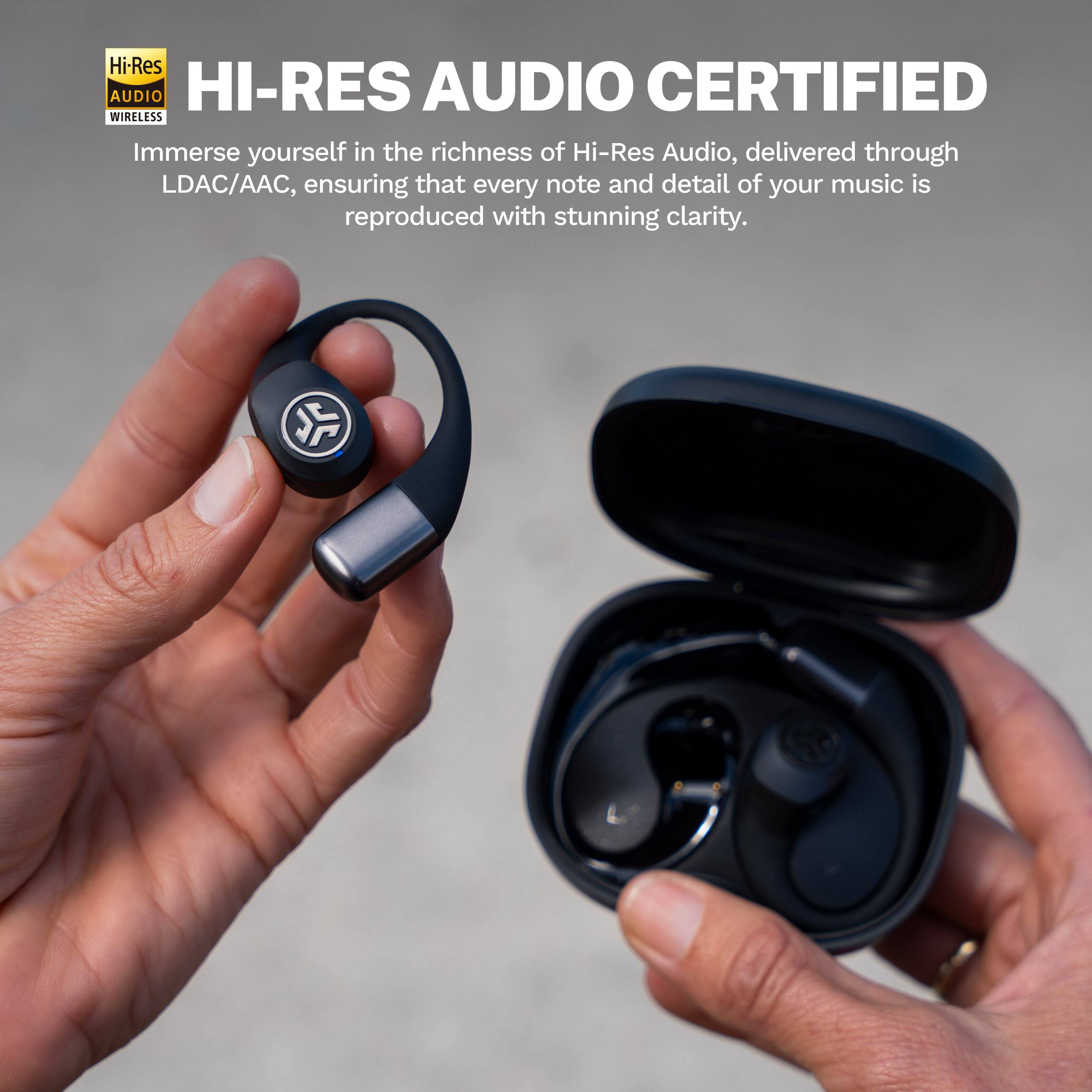 Hi-Res AUDIO HI-RES AUDIO CERTIFIED WIRELESS

Immerse yourself in the richness of Hi-Res Audio, delivered through LDAC/AAC, ensuring that every note and detail of your music is reproduced with stunning clarity.