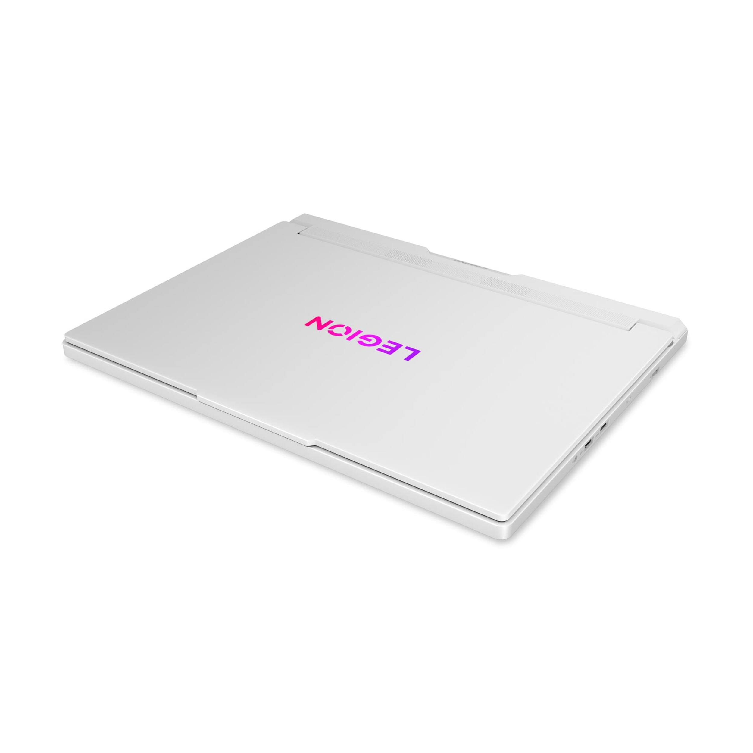 Alt View 6. Lenovo - Legion Pro 7i 16" WQXGA OLED 240Hz NVIDIA RTX 5080 Intel Core Ultra 9 275HX AI Gaming Laptop 64GB RAM 1TB SSD - Glacier White.