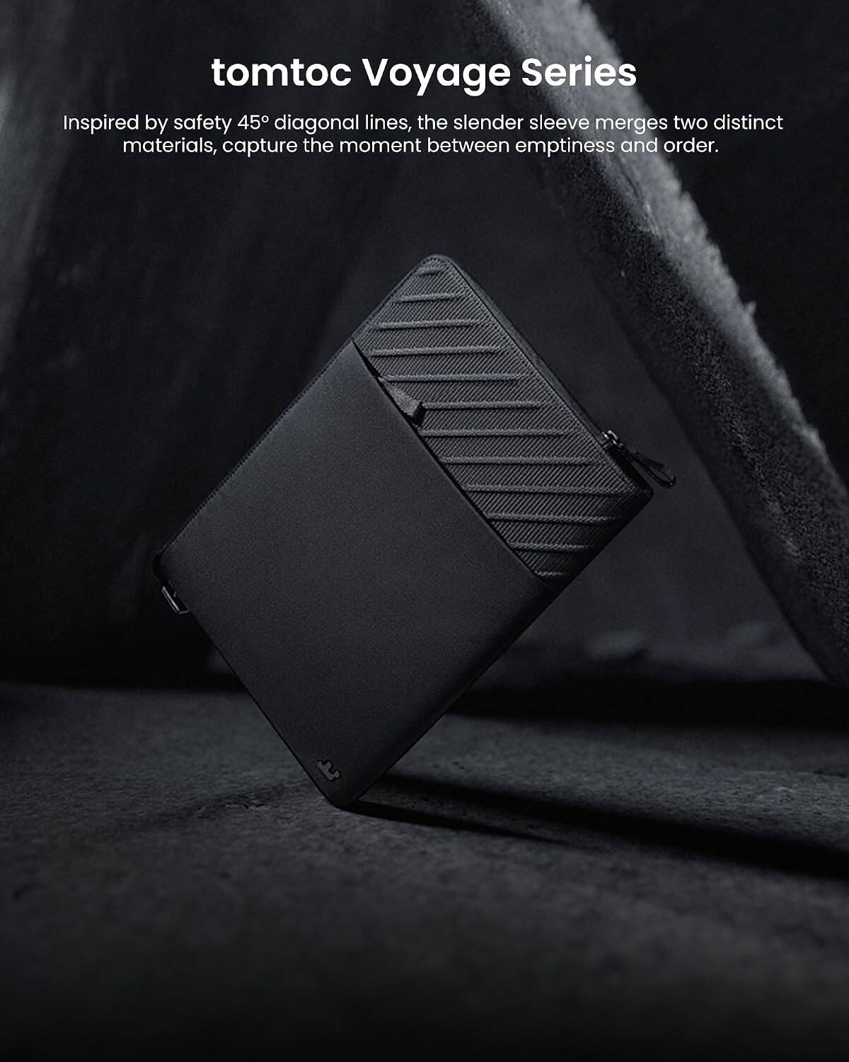 tomtoc Voyage Series

Inspired by safety 45° diagonal lines, the slender sleeve merges two distinct materials, capture the moment between emptiness and order.