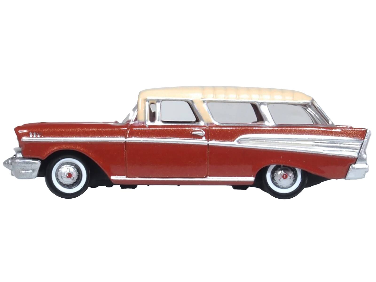 Angle. Oxford Diecast - 1957 Chevrolet Nomad Adobe Beige with Sierra Gold Top 1/87 (HO) Scale Diecast Model Car by Oxford Diecast - Beige with Sierra Gold.