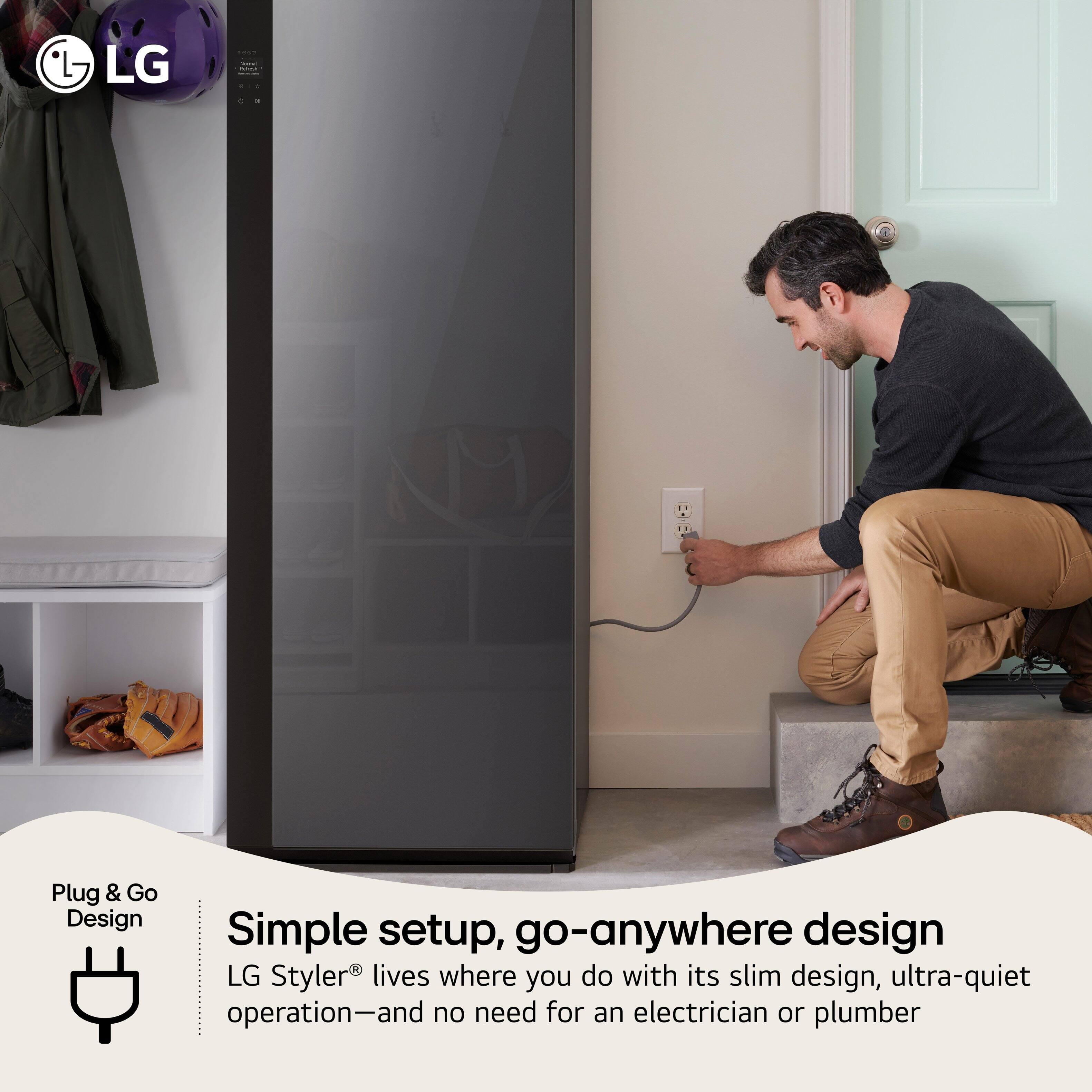 LG Plug & Go Design  
Simple setup, go-anywhere design  
LG Styler lives where you do with its slim design, ultra-quiet operation—and no need for an electrician or plumber