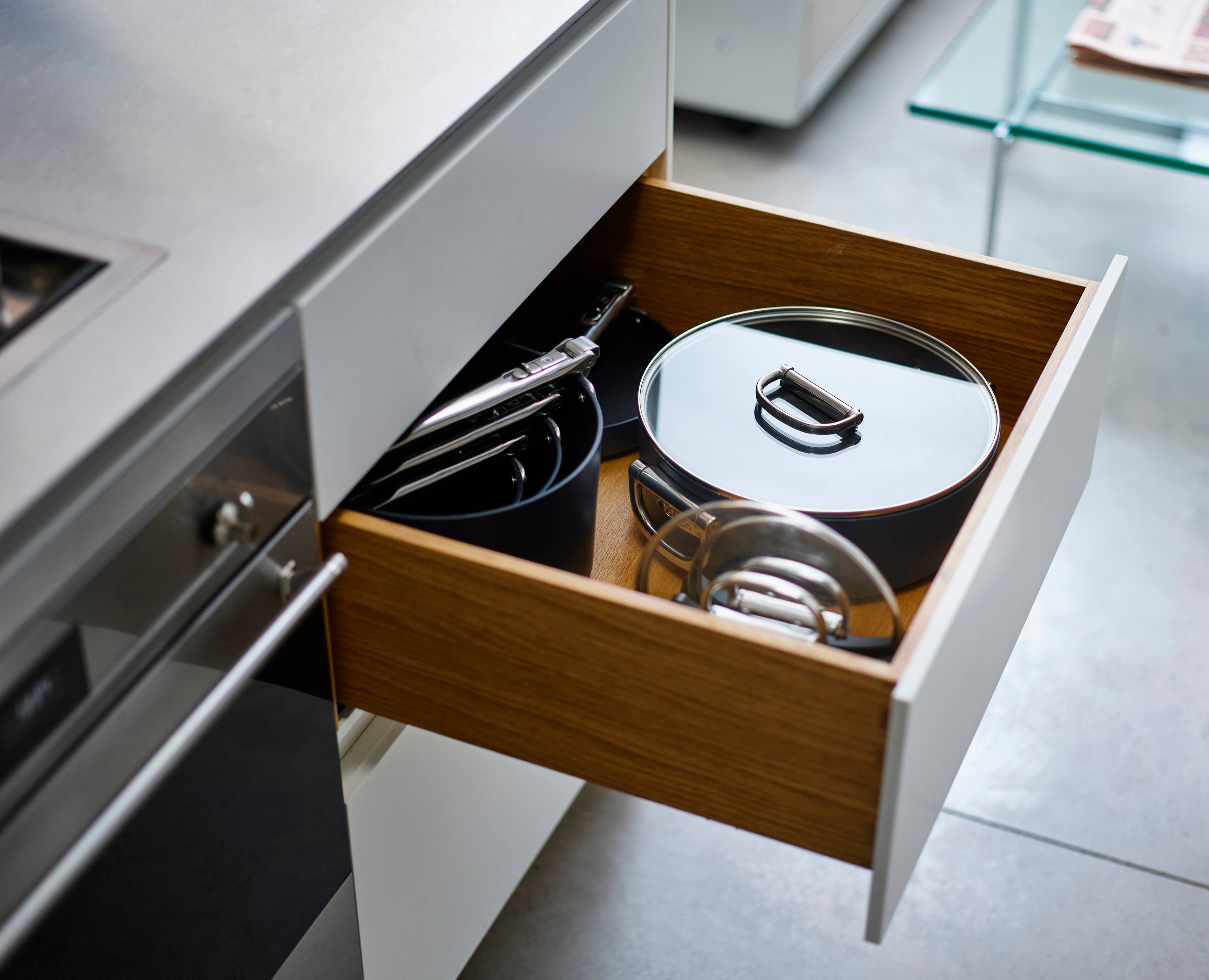 Alt View 6. Joseph Joseph - Space Ceramic Non-stick 5 Qt. Shallow Casserole with Folding Handles and Lid - Blue.