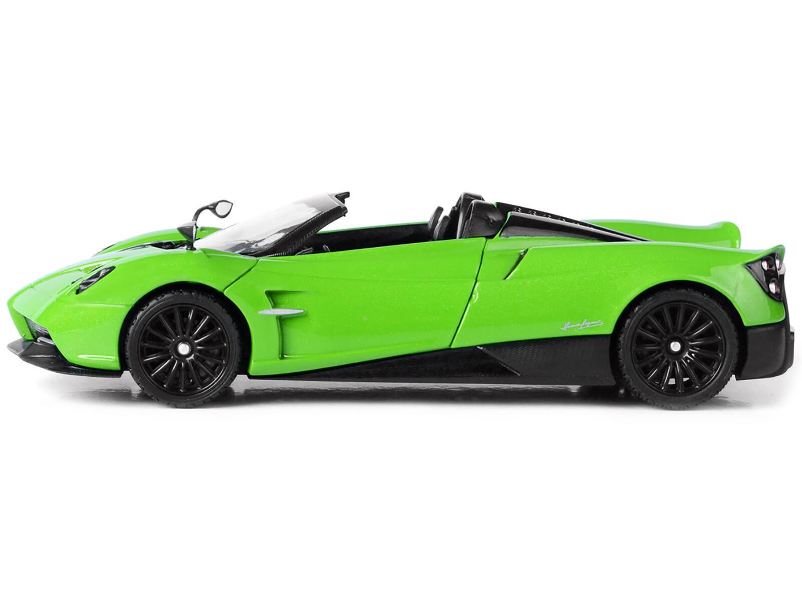Alt View 1. Motormax - Pagani Huayra Roadster Green 1/24 Diecast Model Car by Motormax.