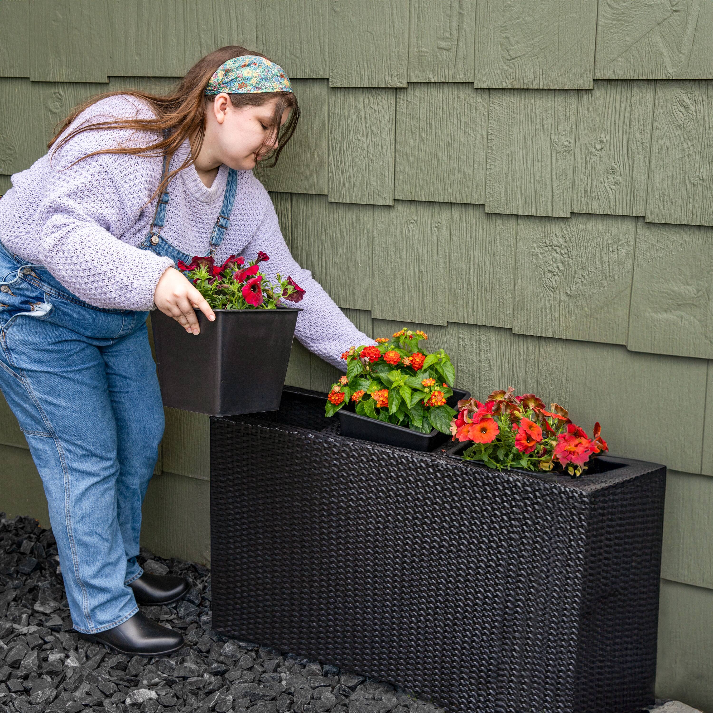 Alt View 6. Sunnydaze - 3-Section Wicker Planter Box - Black.