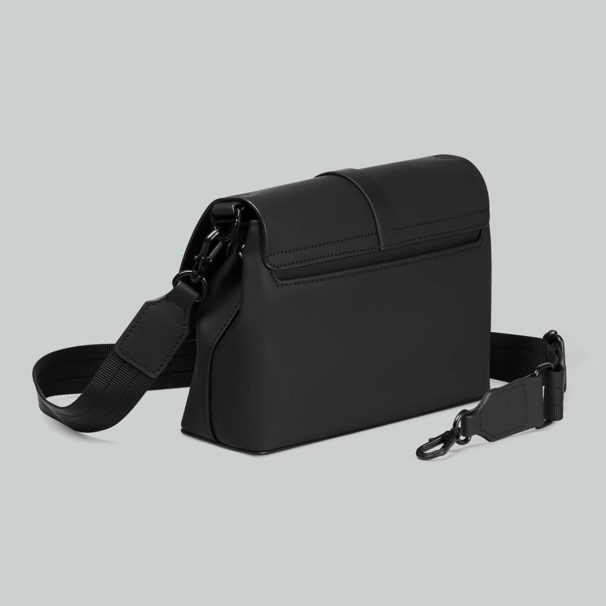 Alt View 2. Nikon - Nikon GL X Nikon Splash Crossbody Bag, Black.