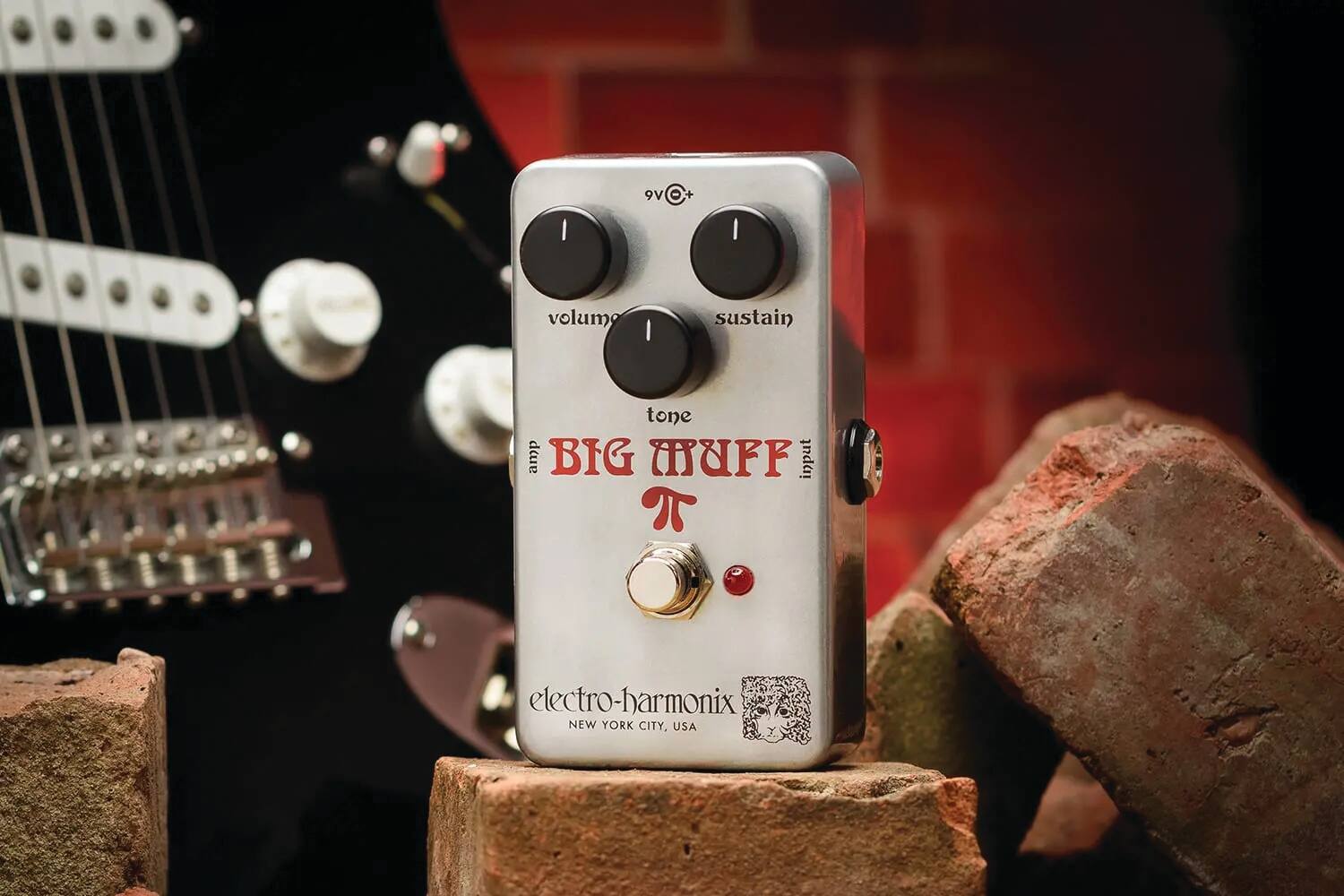 9V 0+
Volume
Sustain
Tone
Big Muff
Input
Output
Electro-Harmonix
New York City, USA