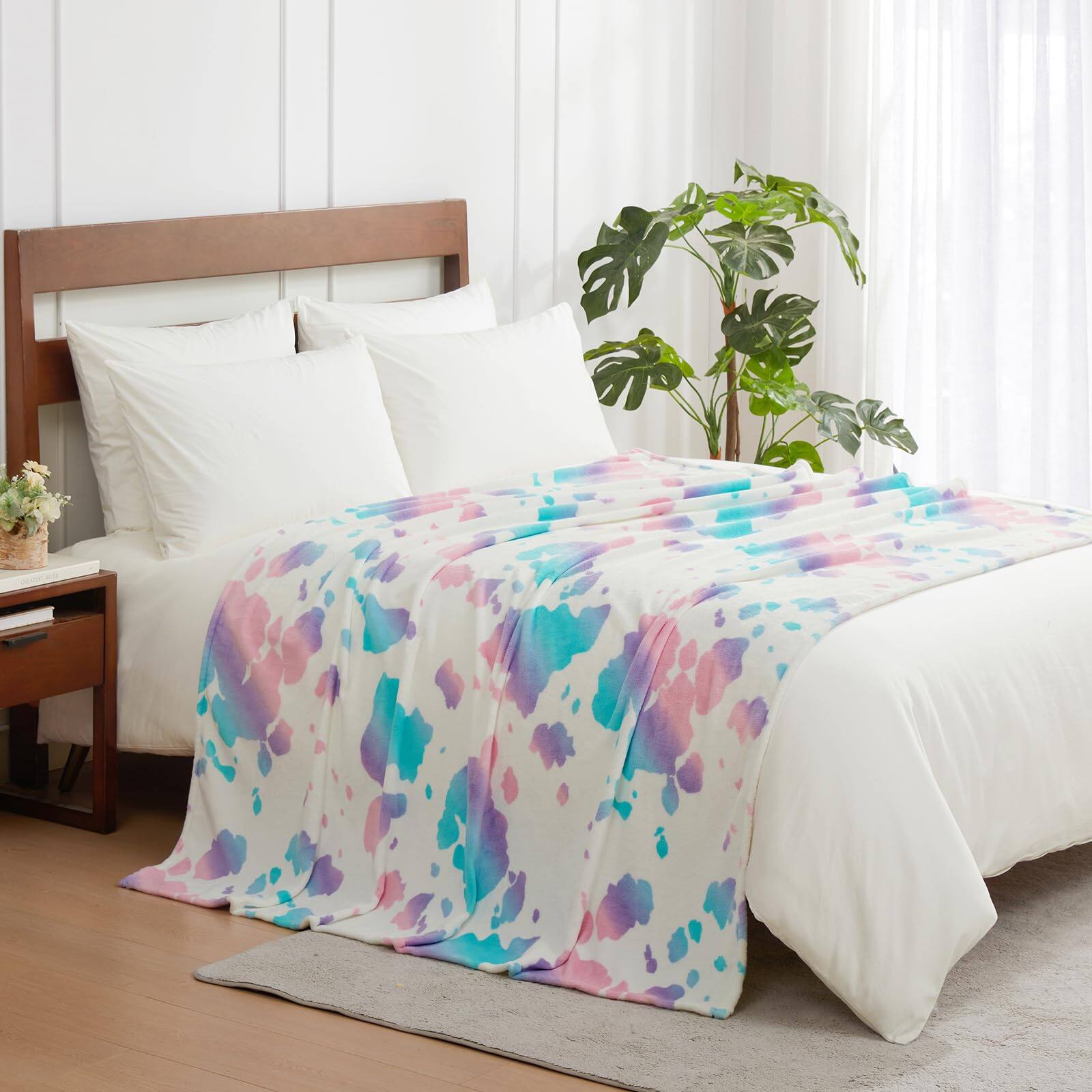 Dreamlike Color Twin (60" x 80")