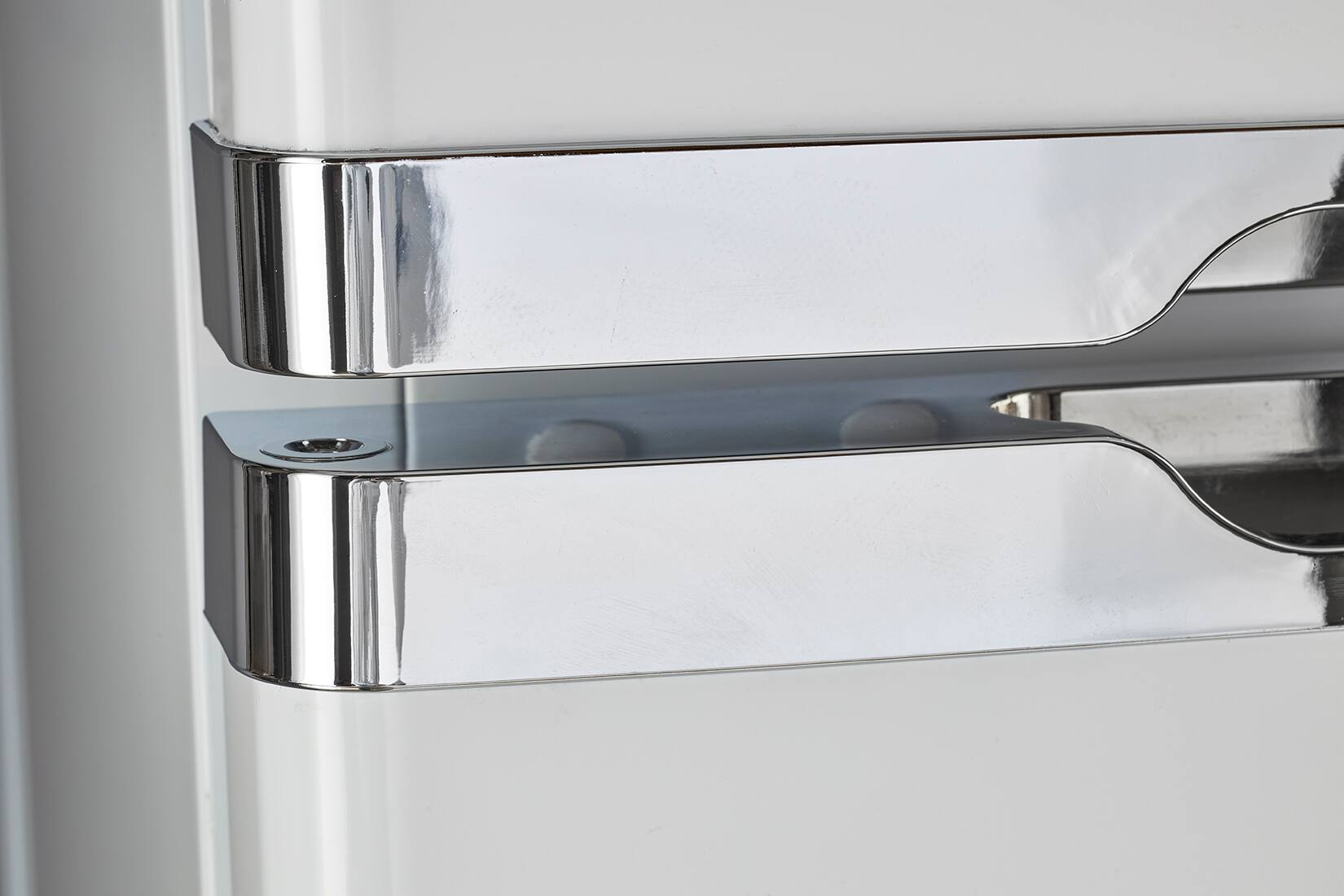 Alt View 12. Unique Appliances - Off-Grid Classic Retro 27.2 in. 14 cu. ft. Propane Top Freezer Refrigerator - Marshmallow White.