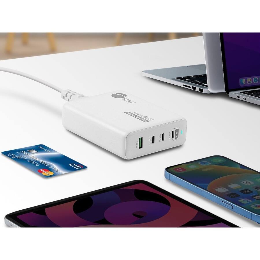 Sure, here is the corrected text:

"USB-C to USB-C Adapter"