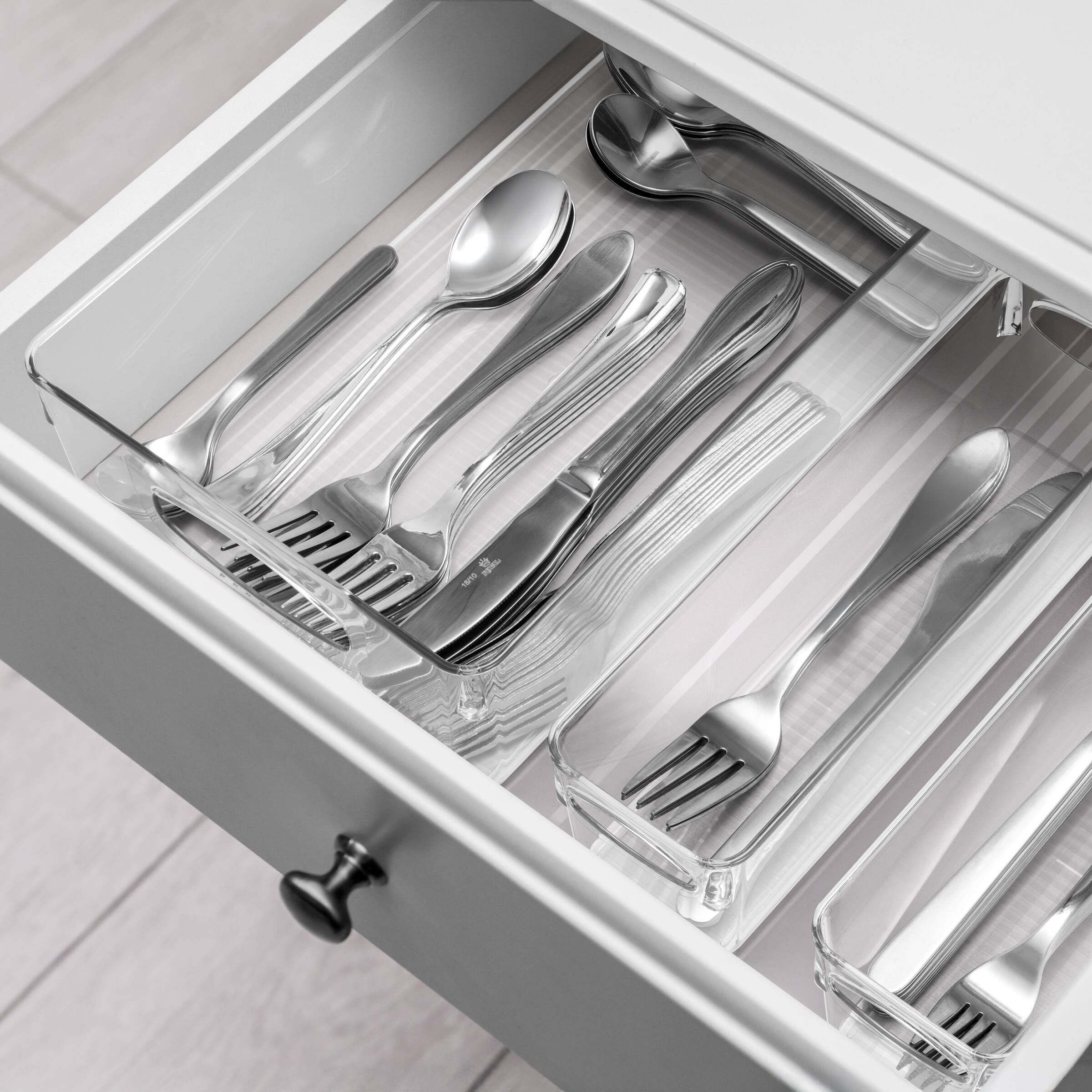 The text on the image reads:

"AIAOO 1815"