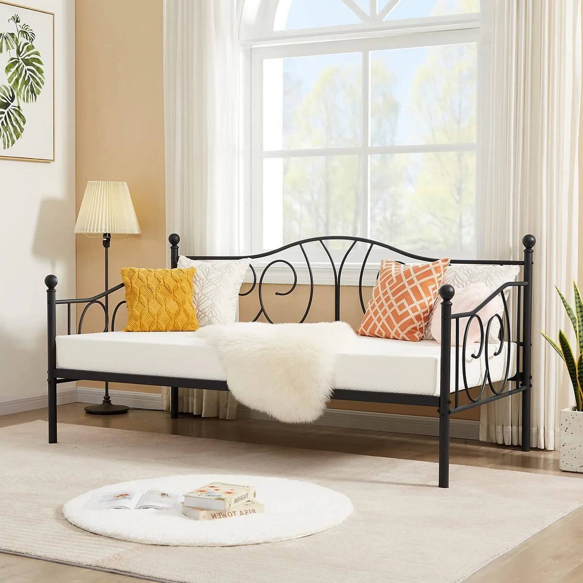 The text on the image is "A21G TOWEN".