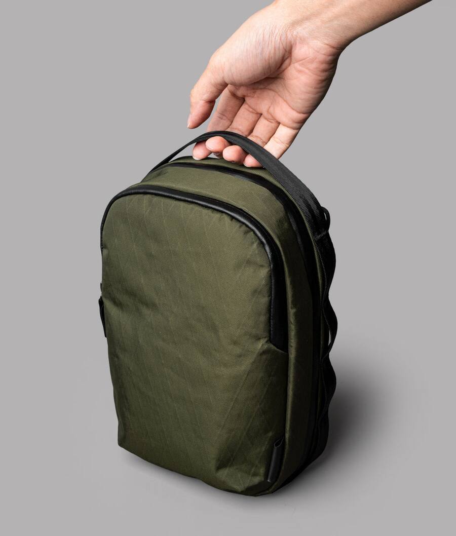 ALPAKA Sling Bag 3L for Men, Fits iPad mini/Nintendo Switch/Headphones ...