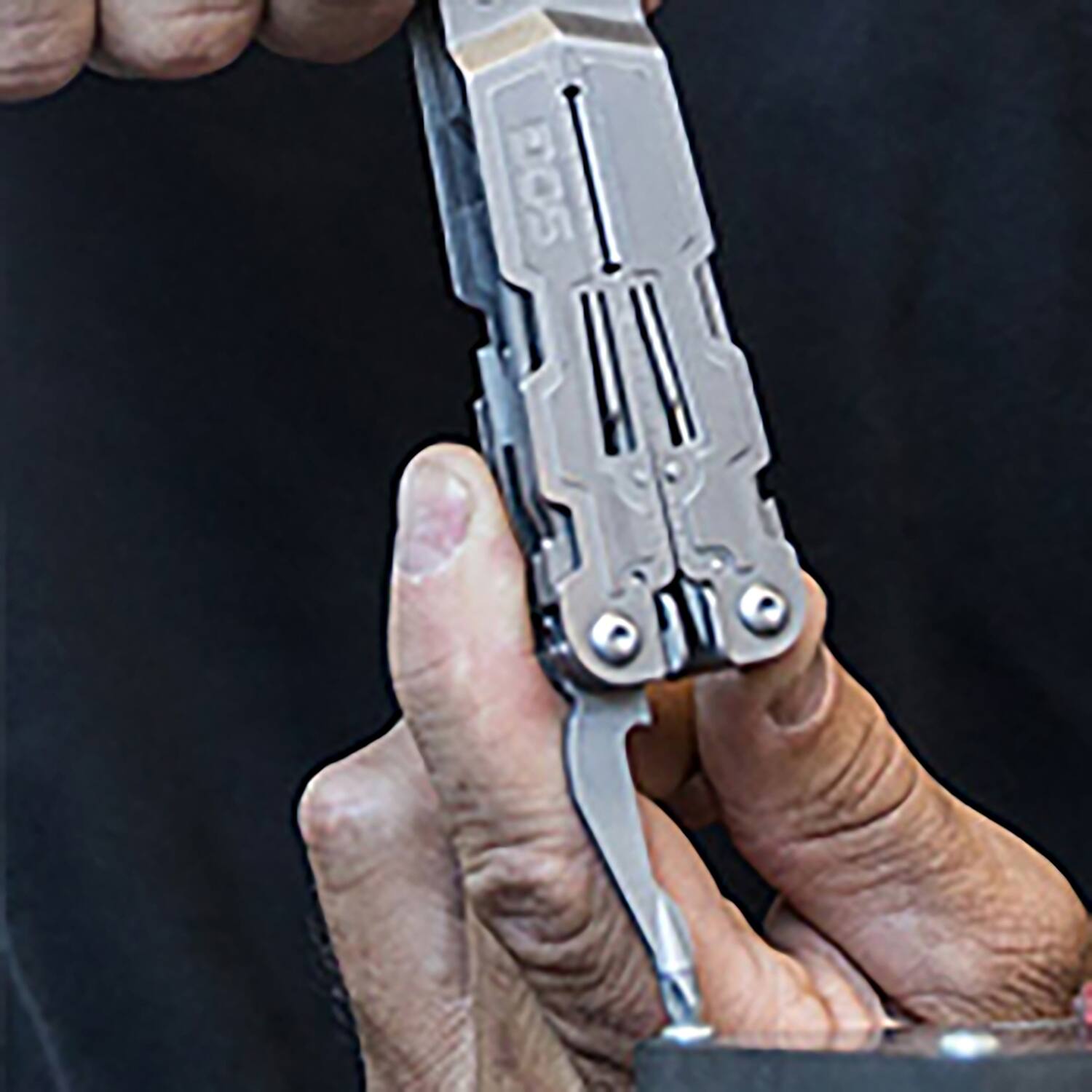 Back. SOG - SOG Poweraccess EDC Multi-Tool - Stone Wash - Stone Wash.