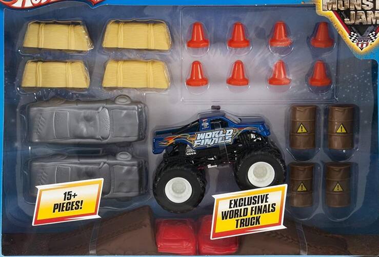 MUNSTERS JAM  
WORLD FINALS  
15+ PIECES!  
EXCLUSIVE WORLD FINALS TRUCK