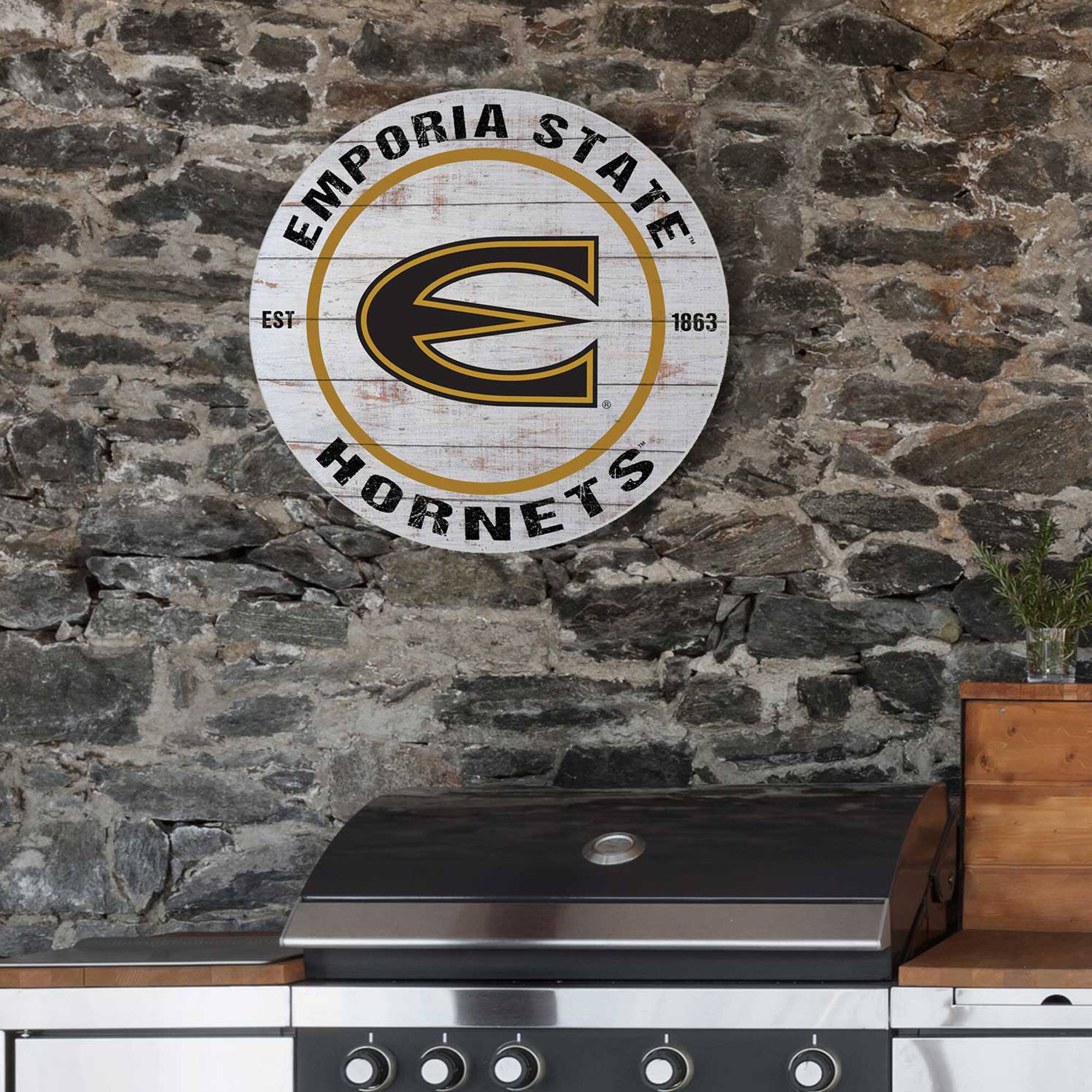 EMPORIA STATE  
EST 1863  
HORNETS