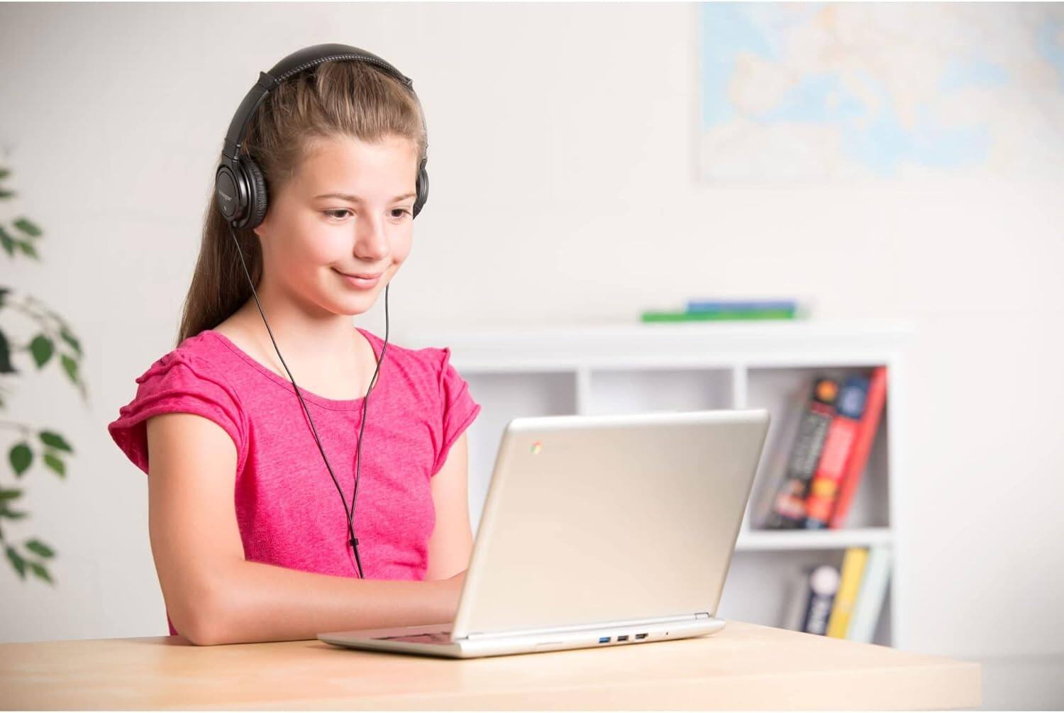 Left. Kensington - Kensington HE K97602WW Hi-Fi Headphones with Mic Retail - Red.