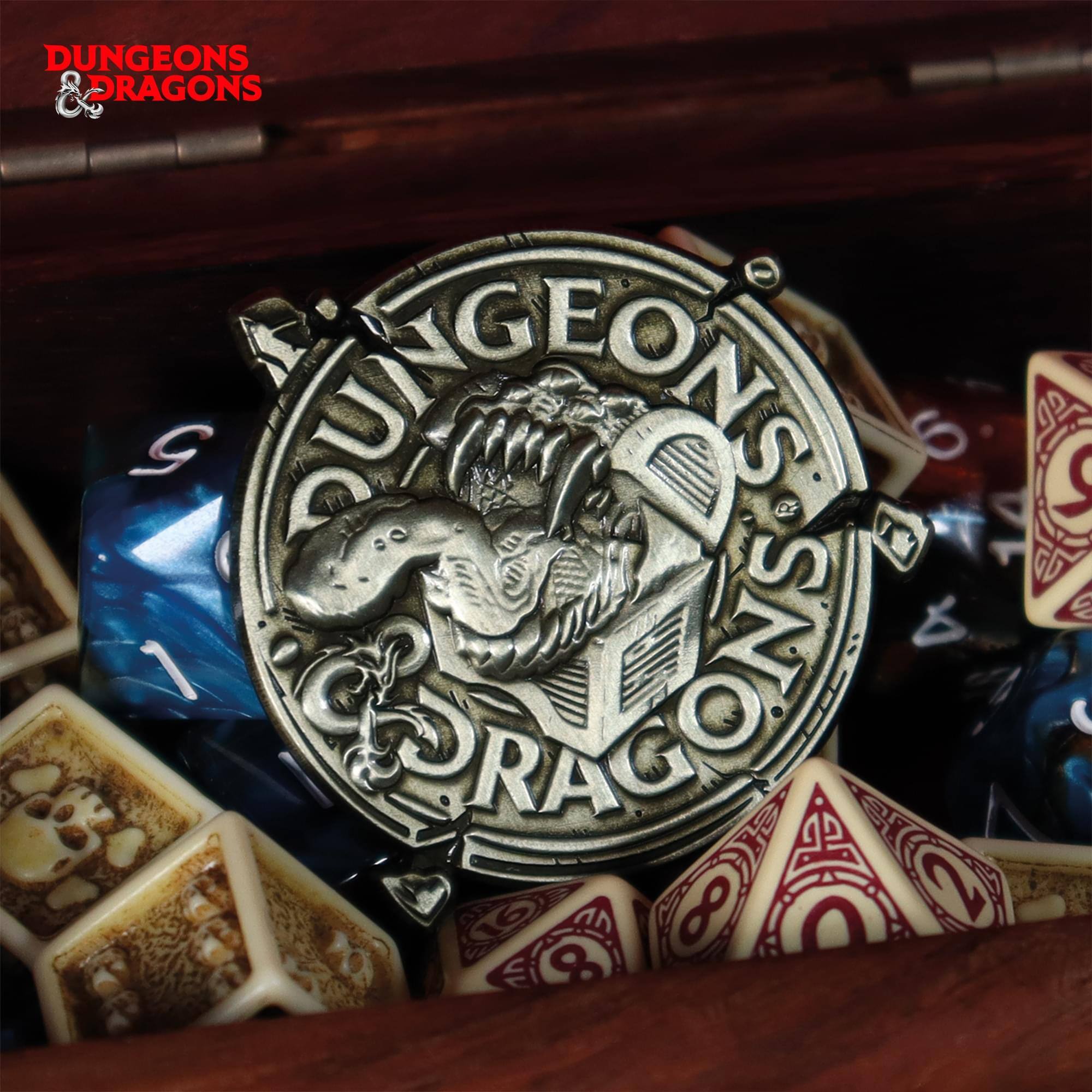DUNGEONS & DRAGONS 5 SNCEON 6 S 1 BORACONE 8 2 8