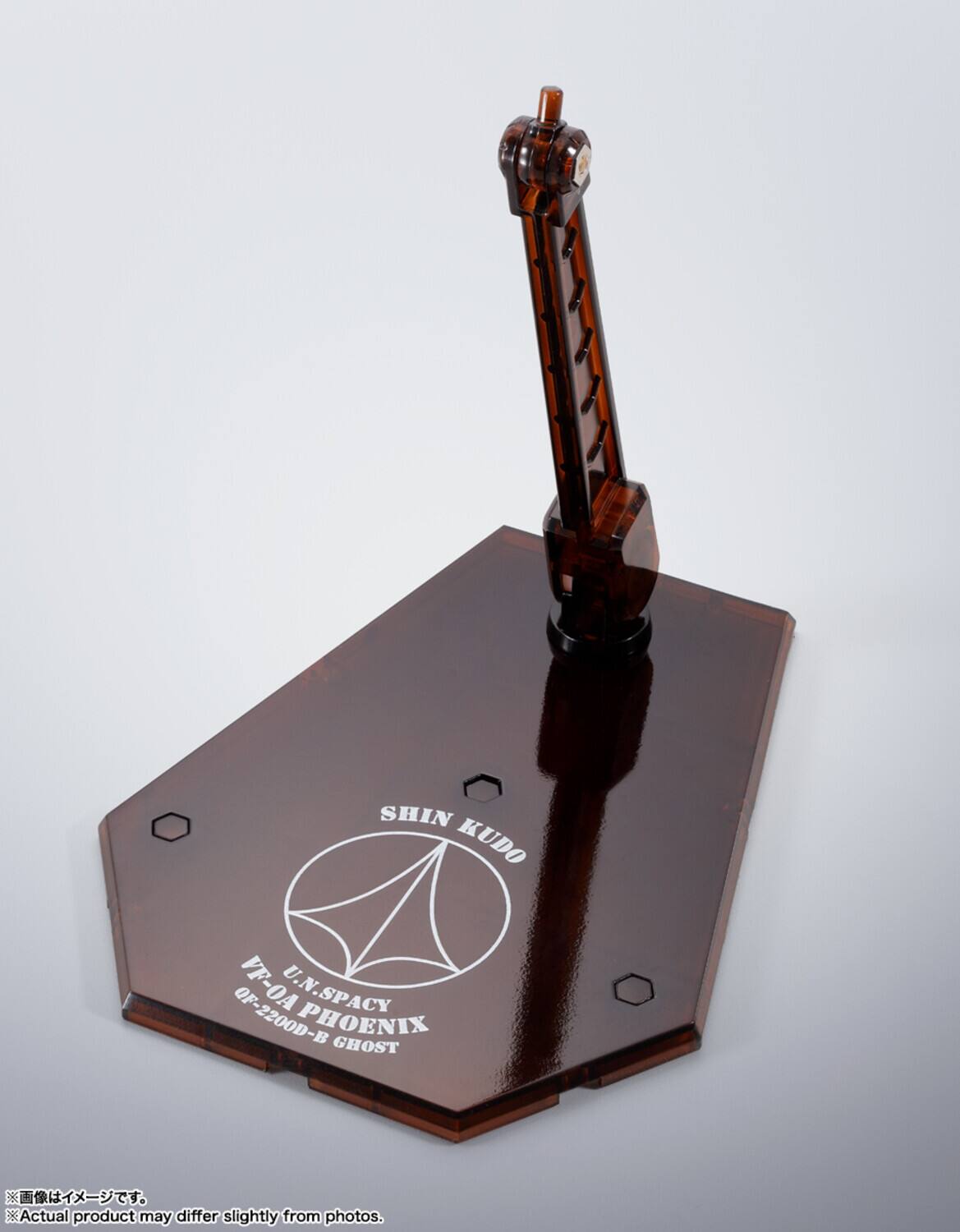 SHIN KUDO  
U.N. SPACY  
VF-0A PHOENIX  
QF-2200D-B GHOST  

Actual product may differ slightly from photos.