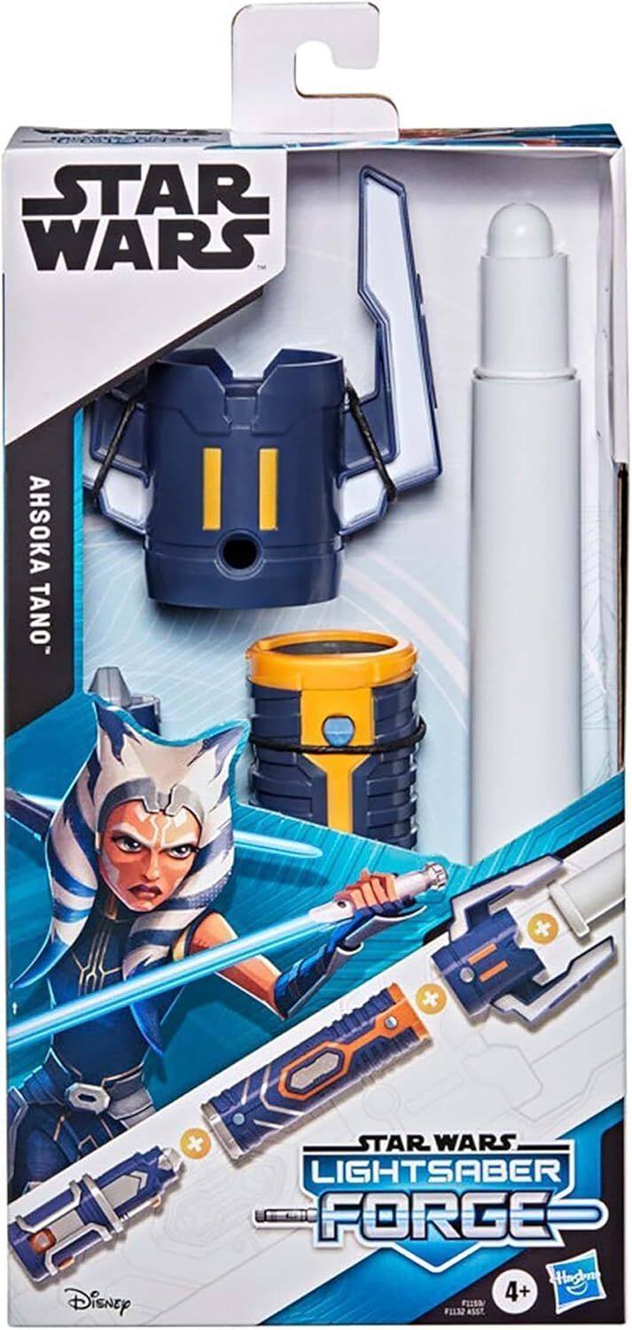 STAR WARS AHSOKA TANO" I1 Disney + STAR WARS LIGHTSABER FORGE Haghr 4+ FILM FILM FI132 asst