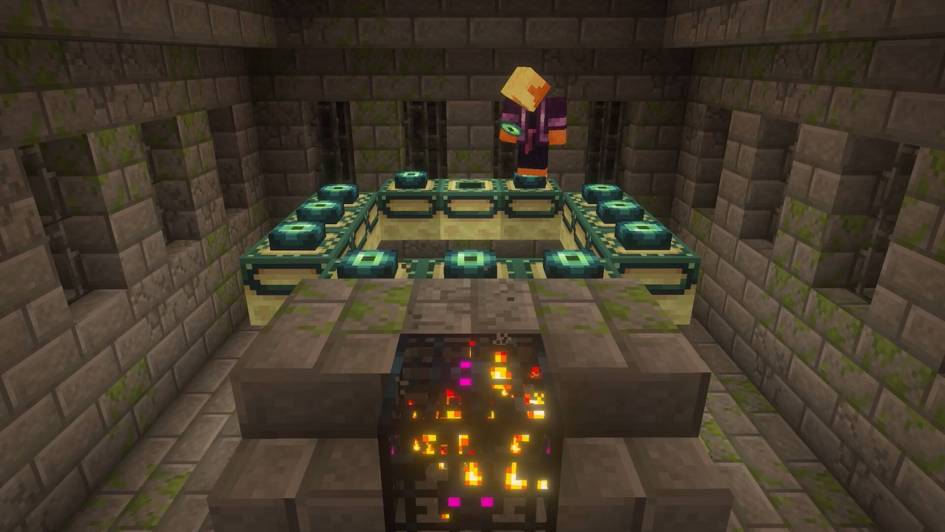 Alt View 4. Nintendo - Minecraft.