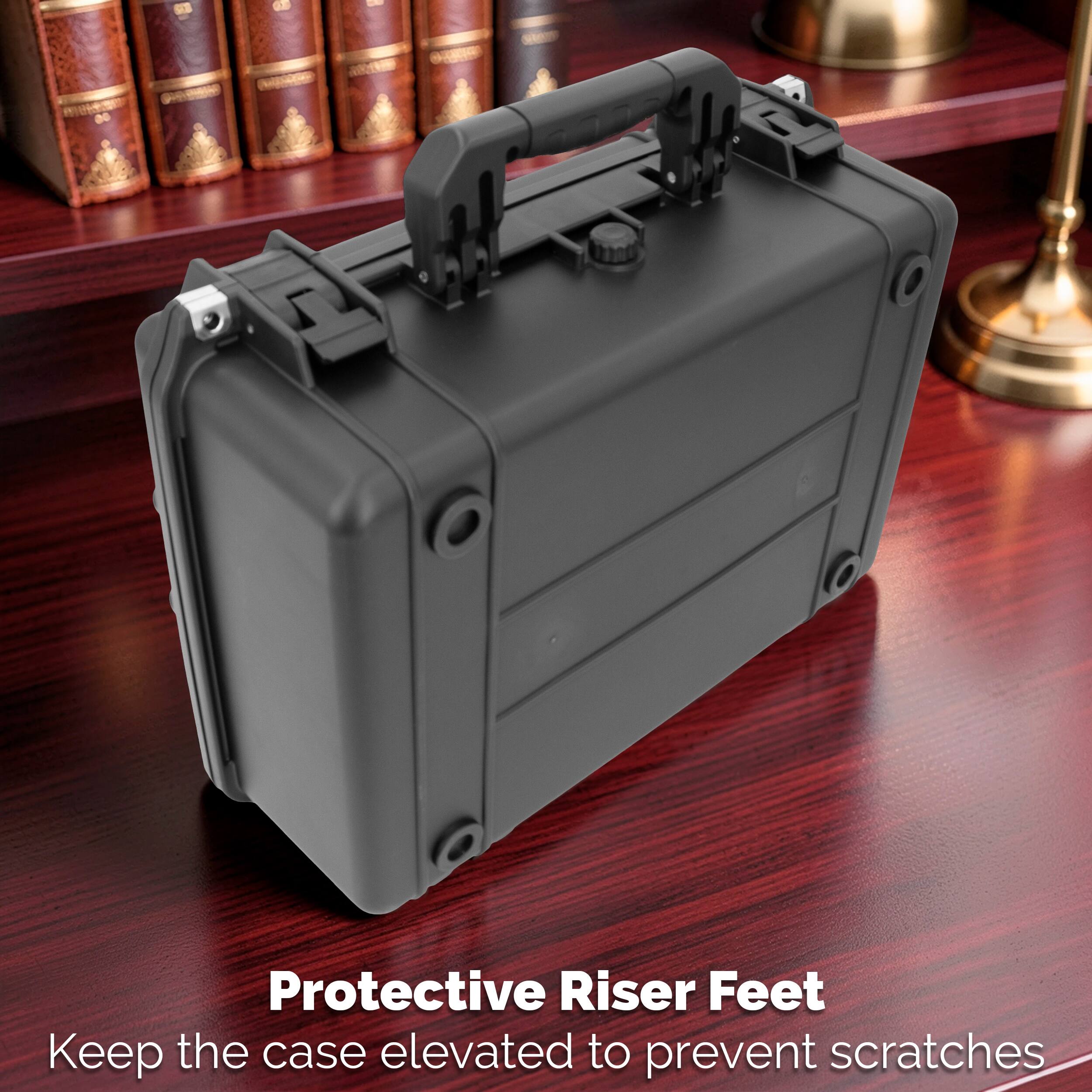Protective Riser Feet  
Keep the case elevated to prevent scratches