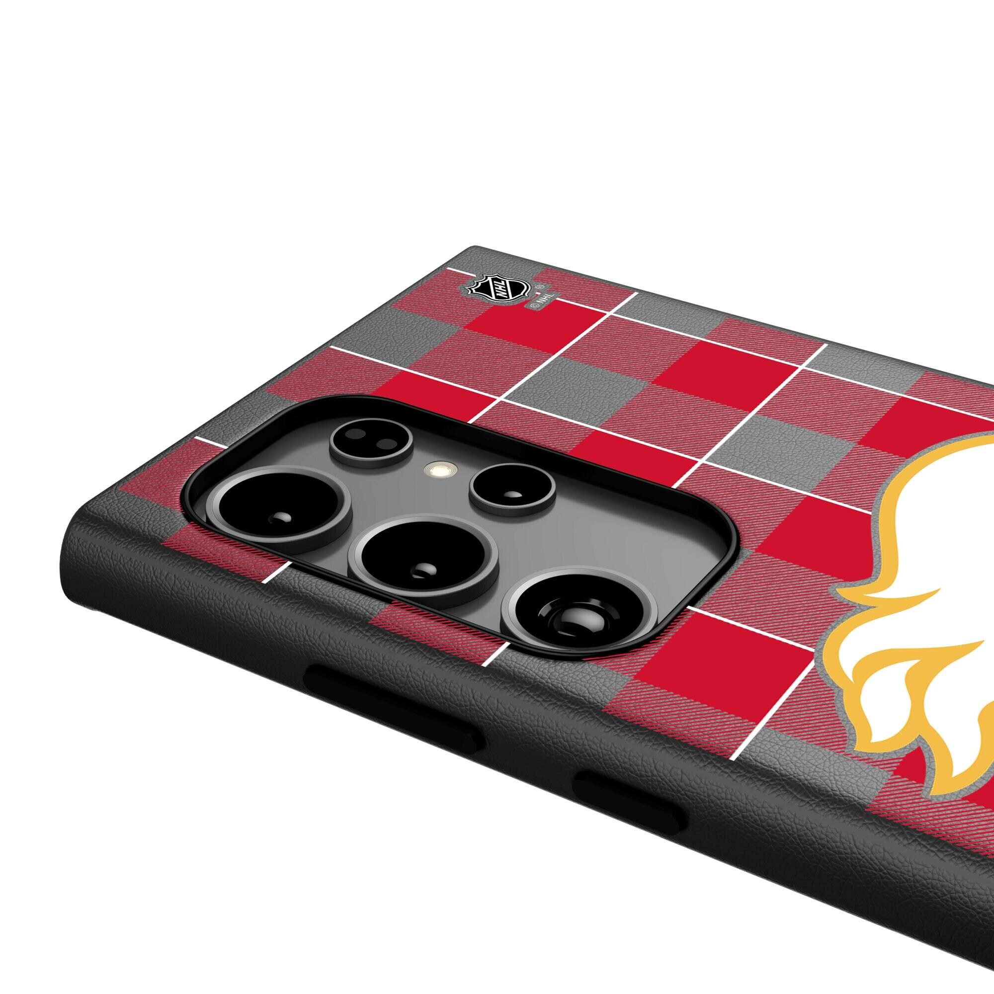 Alt View 3. Keyscaper - Calgary Flames Plaid Galaxy Magnetic Bump Case - S25 - Black.
