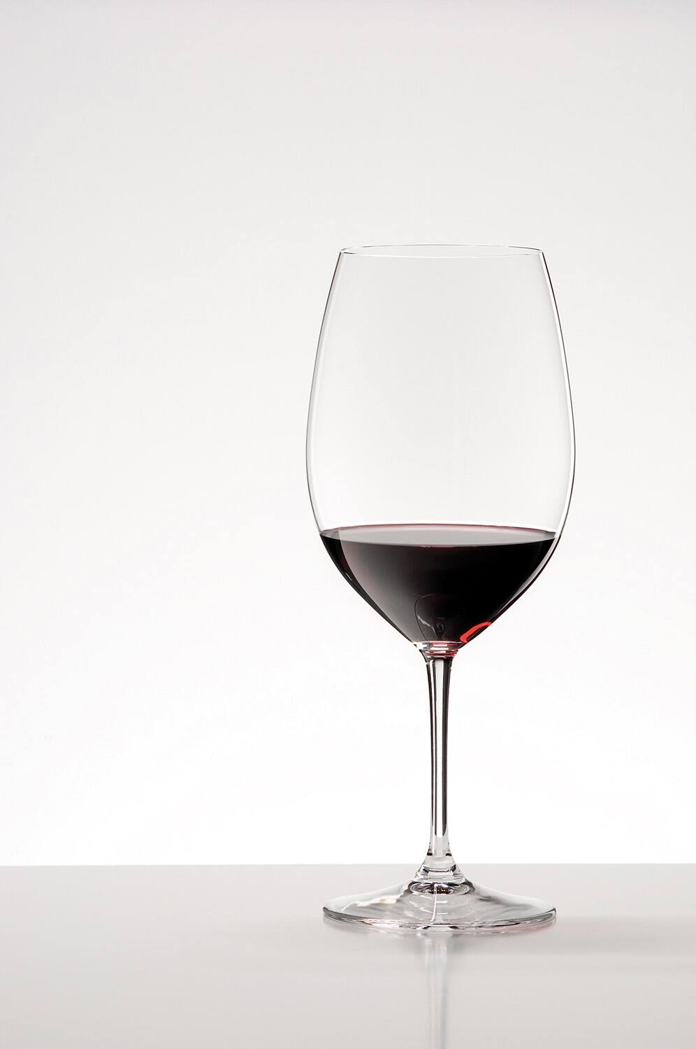 Alt View 1. Riedel - Vinum Bordeaux Grand Cru Wine Glass, Set of 2 - Clear.