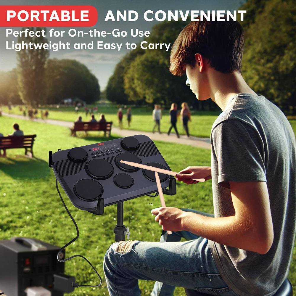 PORTABLE AND CONVENIENT  
Perfect for On-the-Go Use  
Lightweight and Easy to Carry
