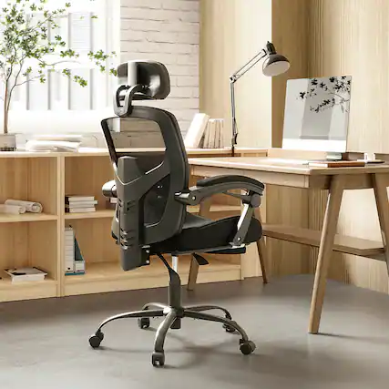 Front. AENKYO - Swivel Office Chair Ergonomic Chairwith Lumbar Support Pillow and Padded Armrests,Retractable Footrest - Black.
