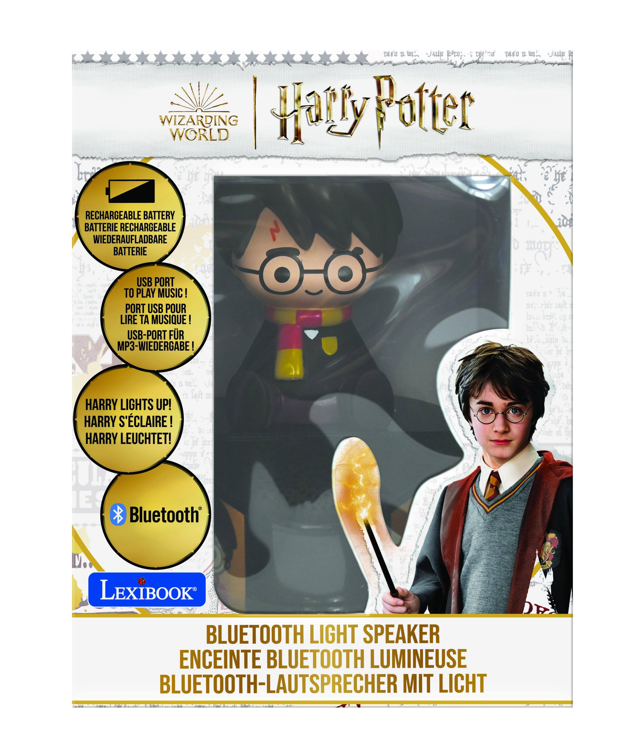 Harry Potter  
WIZARDING WORLD  

- RECHARGEABLE BATTERY  
  BATTERIE RECHARGEABLE  
  WIEDERAUFLADBARE BATTERIE  

- USB PORT TO PLAY MUSIC!  
  PORT USB POUR LIRE TA MUSIQUE  
  USB-PORT FÜR MP3-WIEDERGABE!  

- HARRY LIGHTS UP!  
  HARRY S'ÉCLAIRE!  
  HARRY LEUCHTET!  

- Bluetooth  

LEXIBOOK  

BLUETOOTH LIGHT SPEAKER  
ENCEINTE BLUETOOTHE LUMINEUSE  
BLUETOOTH-LAUTSPRECHER MIT LICHT