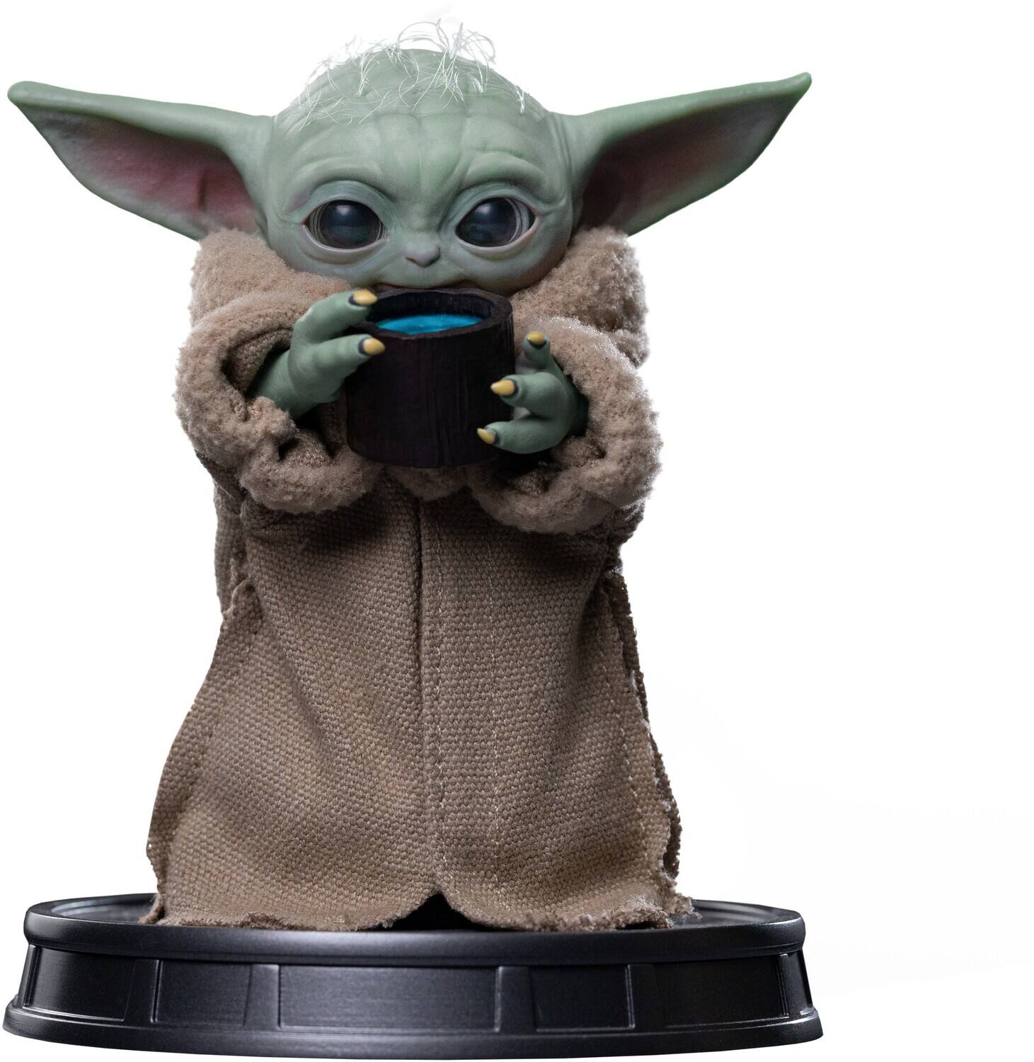 The Mandalorian and Grogu - 1/4 Scale Statue - Grogu Always Hungry - COLLECTIBLES