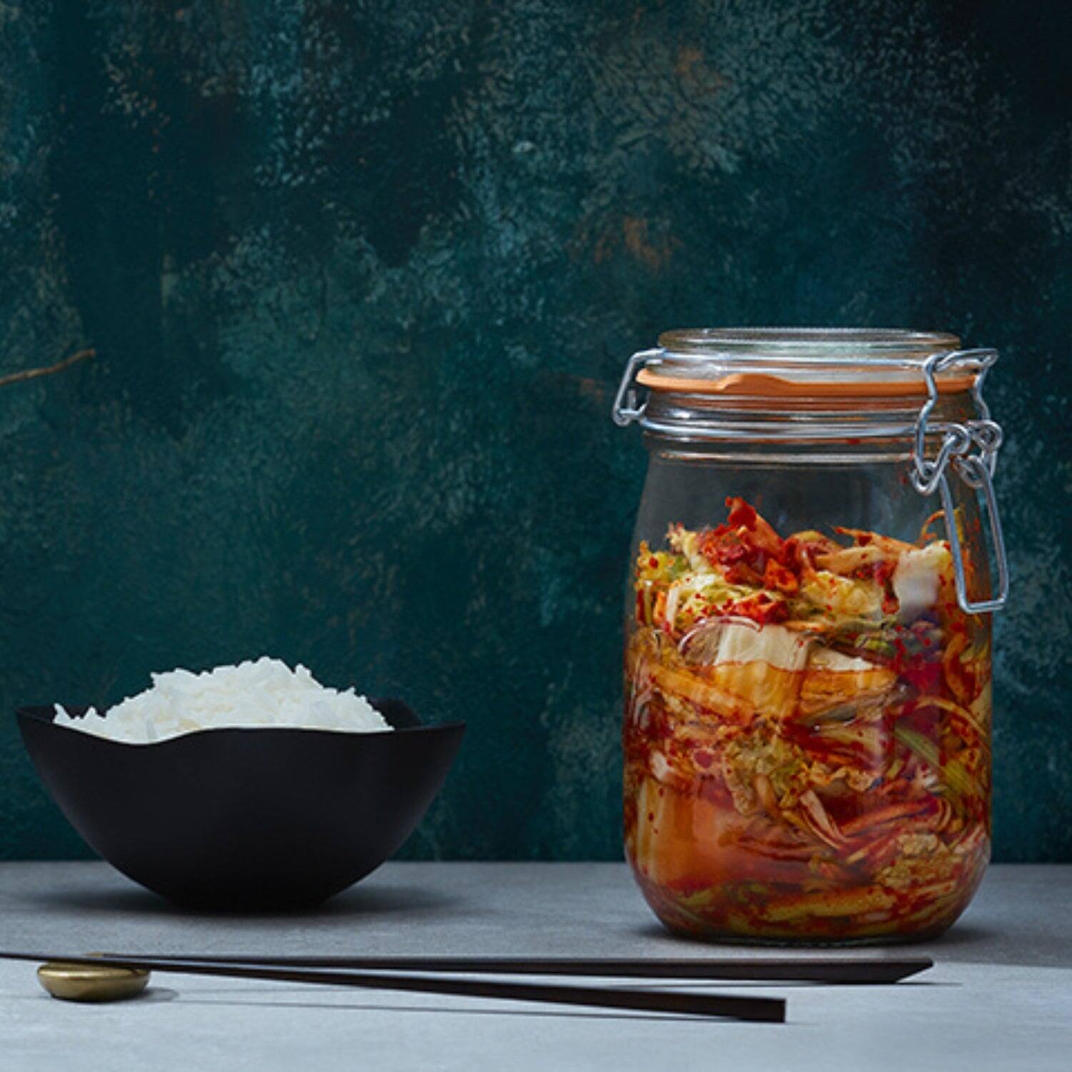 Alt View 2. Le Parfait - Super Jar - 1L French Glass Canning Jar w/Round Body, Airtight Rubber Seal & Glass Lid, 32oz/Quart (Pack of 4).