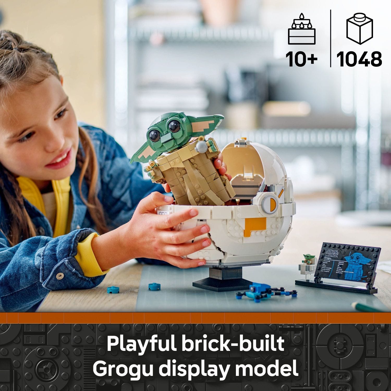 10+ 1048 LEGO Grogu display model