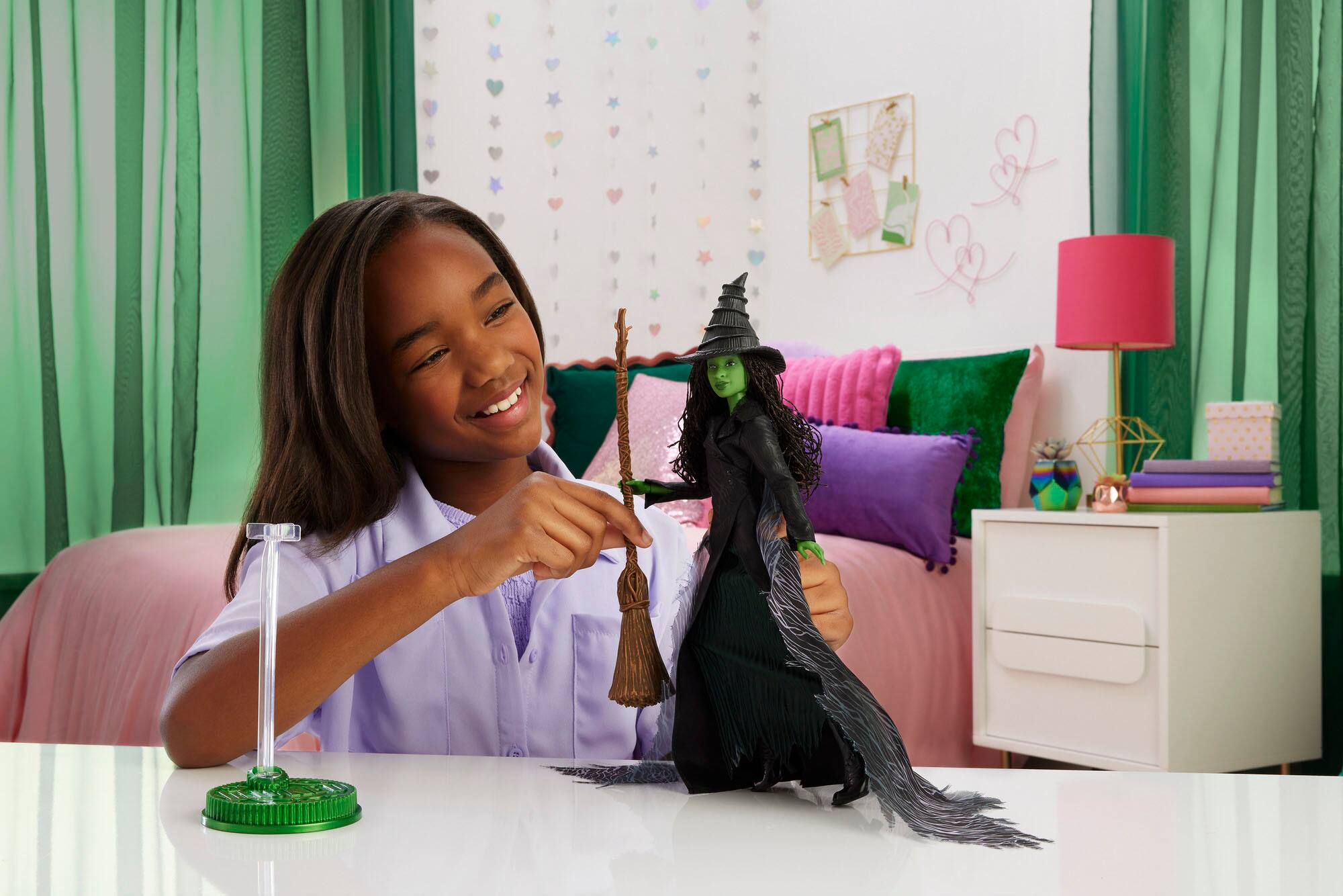 Alt View 7. Wicked - Deluxe Elphaba Fashion Doll.