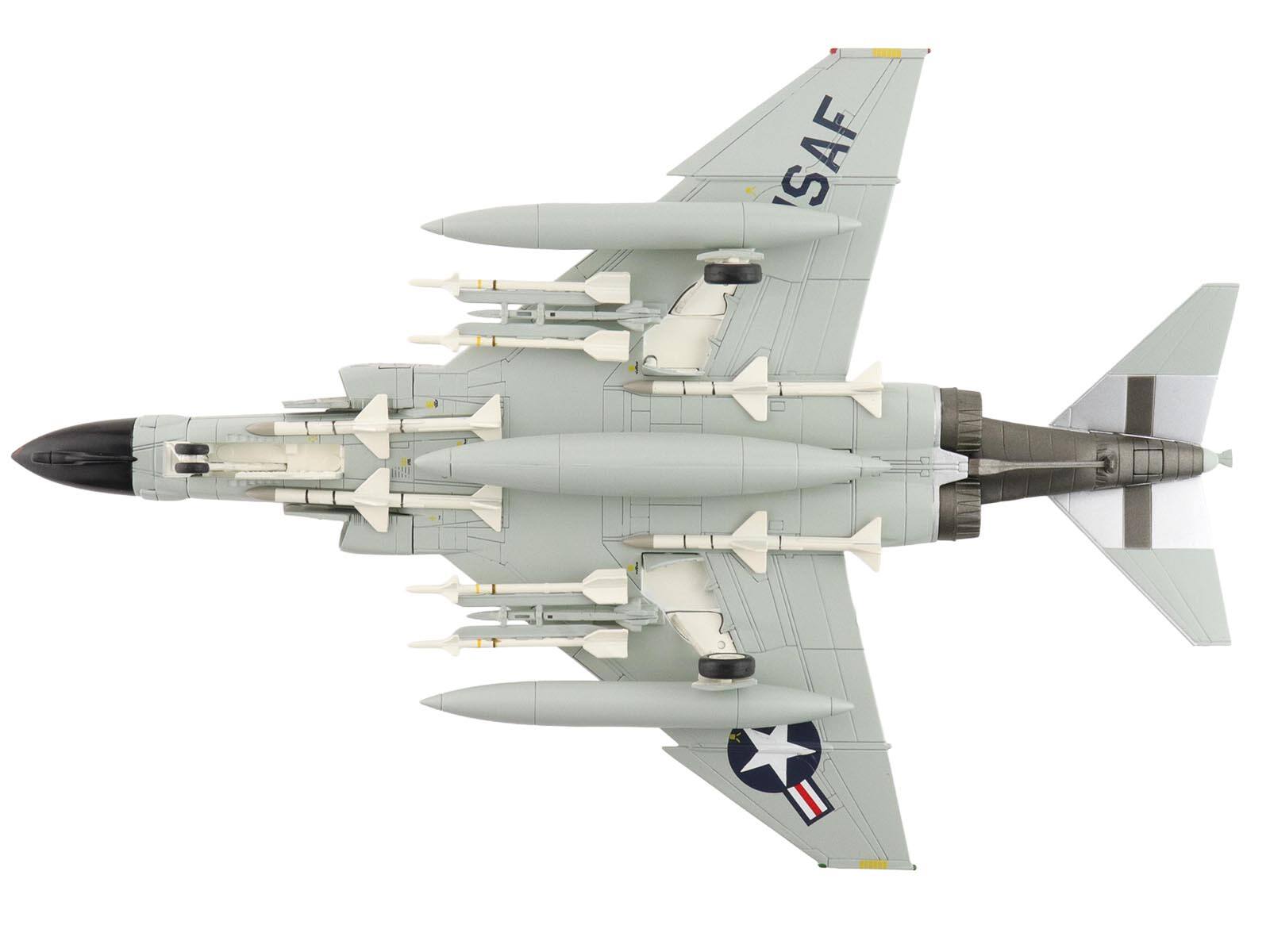 Alt View 4. Hobby Master - McDonnell Douglas F-4D Phantom II Fighter-Bomber Aircraft US Air Force "Air Power Series 1/72 Model by Hobby Master.