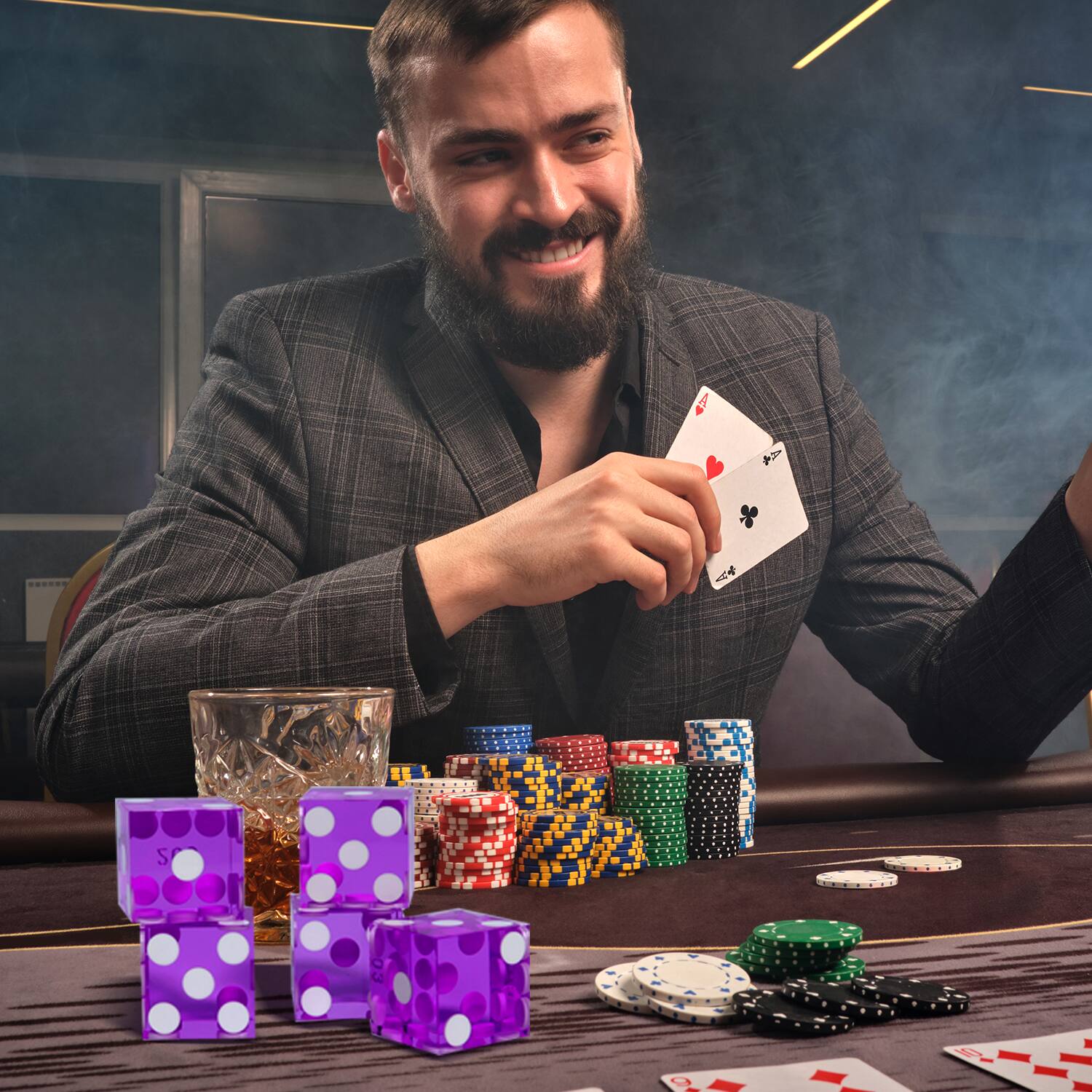 Alt View 3. GSE Games & Sports Expert - 19mm Vegas Casino Style Craps Dice Set of 5 with Razor Sharp Edges（Purple).